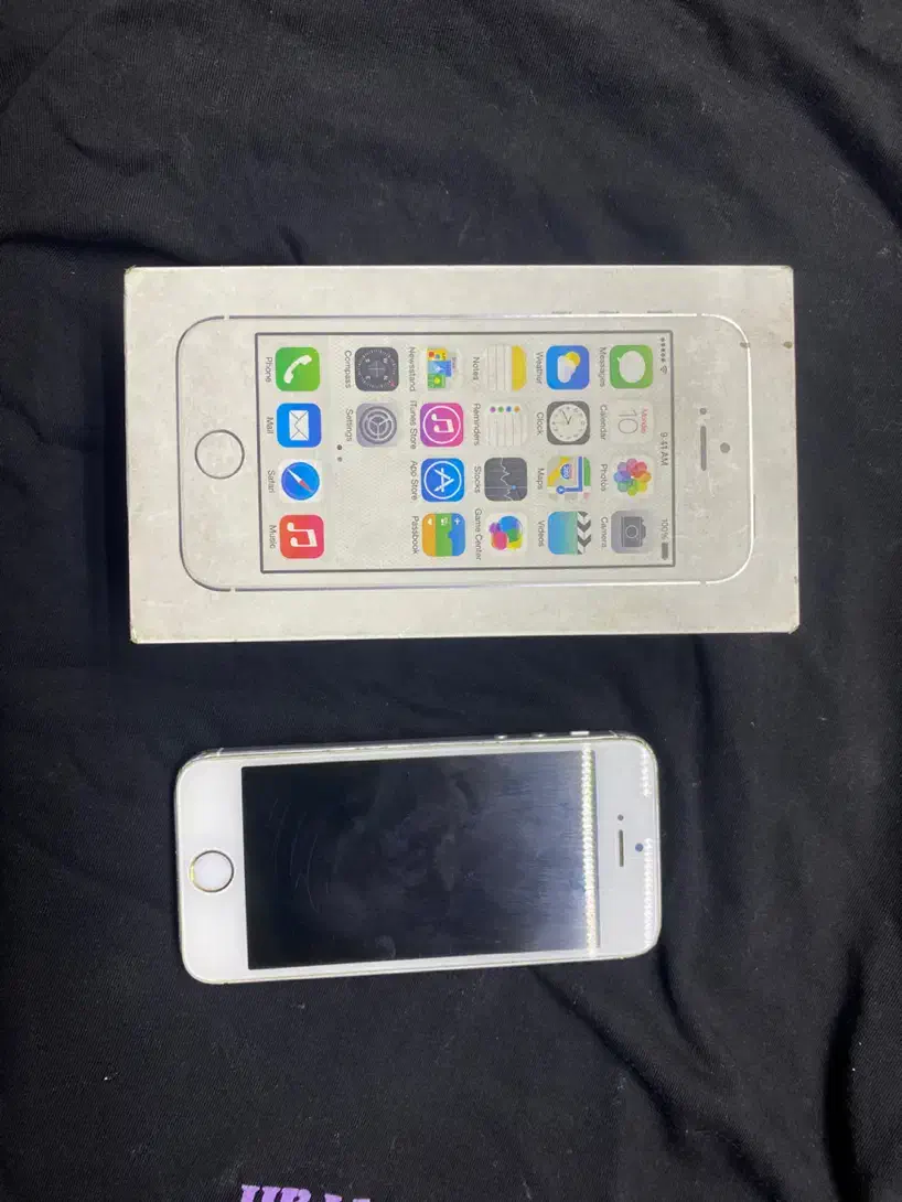 اپل iPhone 5s با حافظهٔ ۶۴ گیگابایت ایرپاد ۲ اپل|موبایل|تهران, آسمان|دیوار