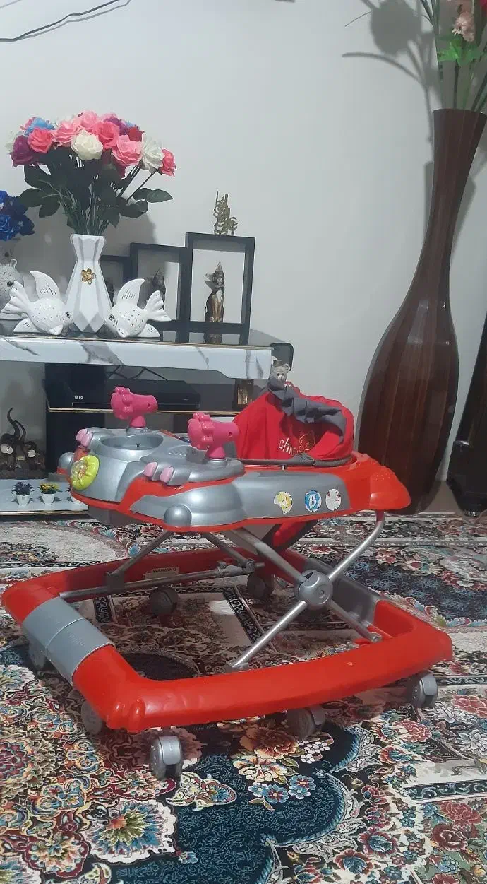 روروک بچه|کالسکه و لوازم جانبی|میانه, |دیوار