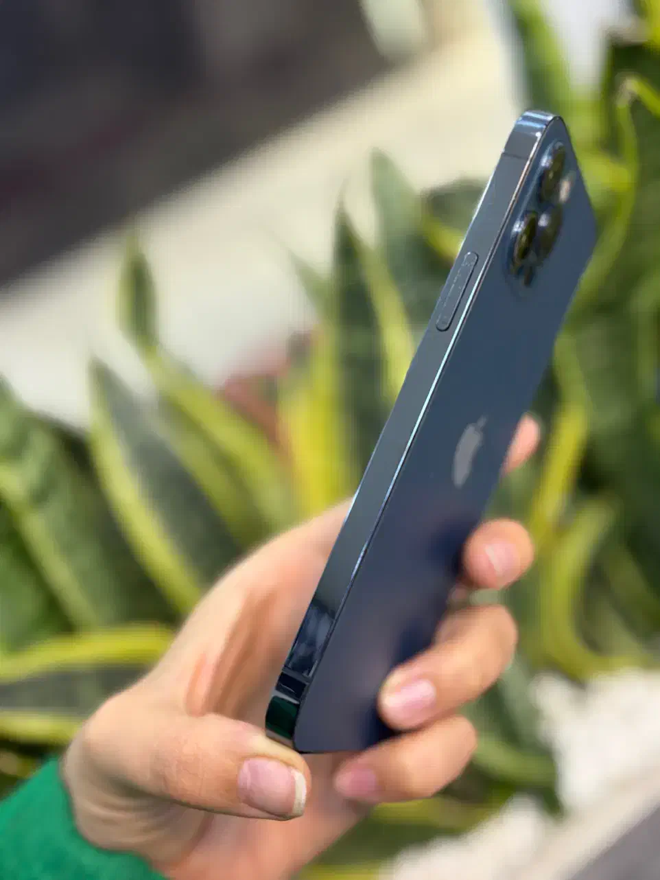 iPhone12p /blu/باتری فابریک/از دم|موبایل|اصفهان, احمدآباد|دیوار