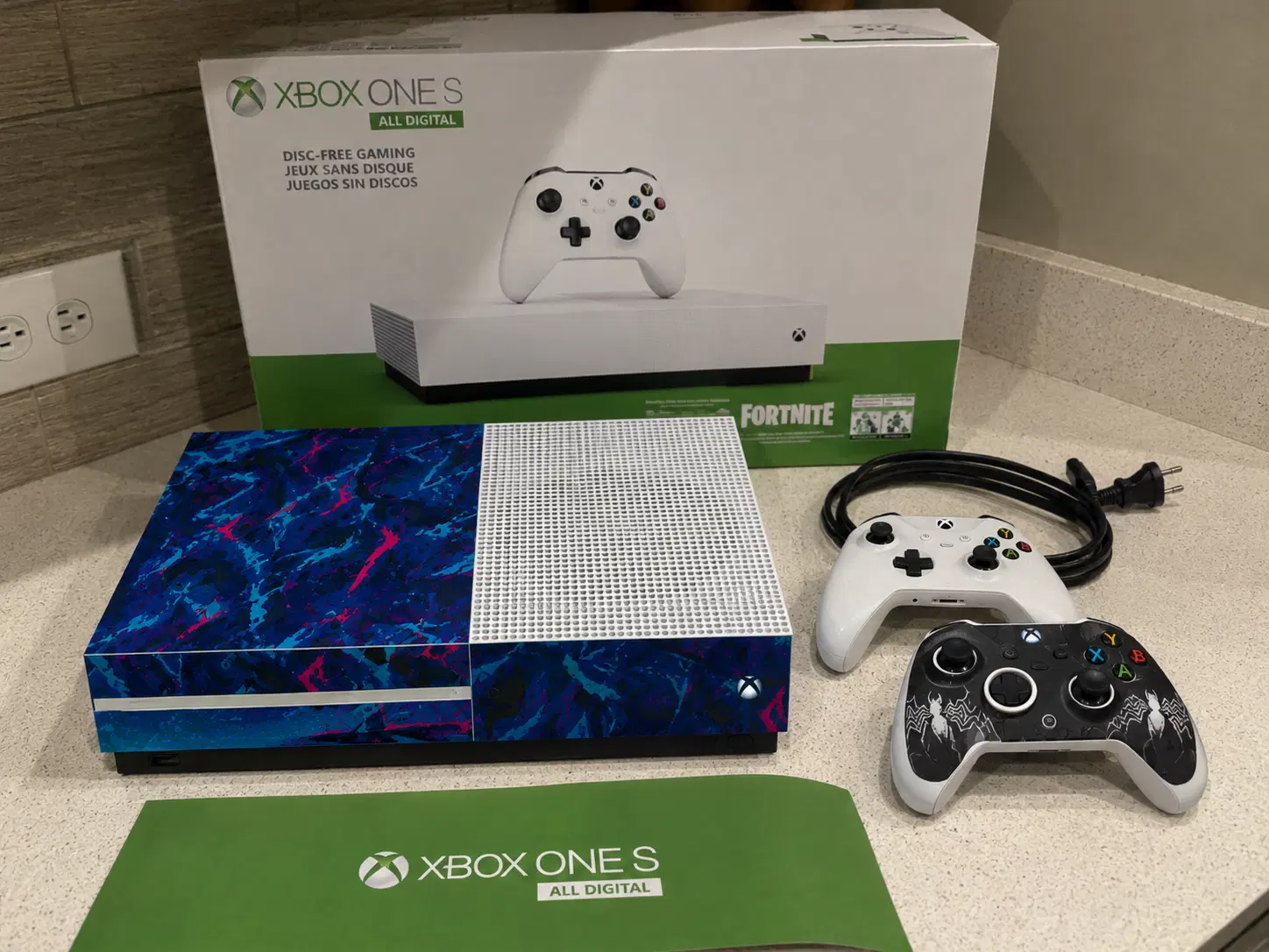 XBOX One S|کنسول، بازی ویدئویی و آنلاین|اراک, |دیوار