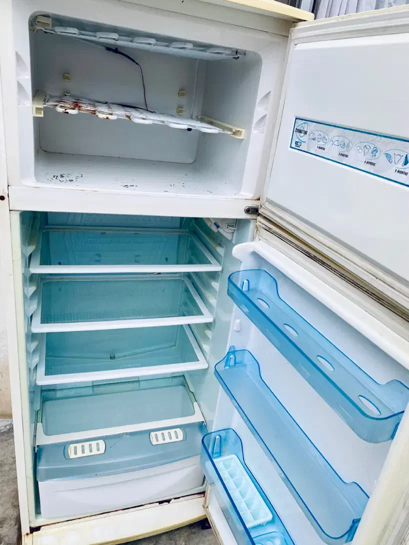 یخچال فیلور اصل سالم|یخچال و فریزر|آستارا, |دیوار