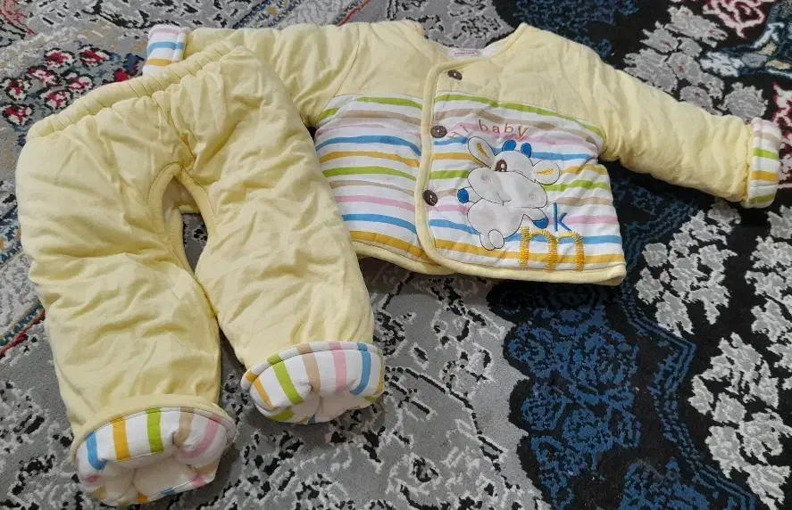 لباس بچه|کفش و لباس بچه|قرچک, زیبا شهر|دیوار