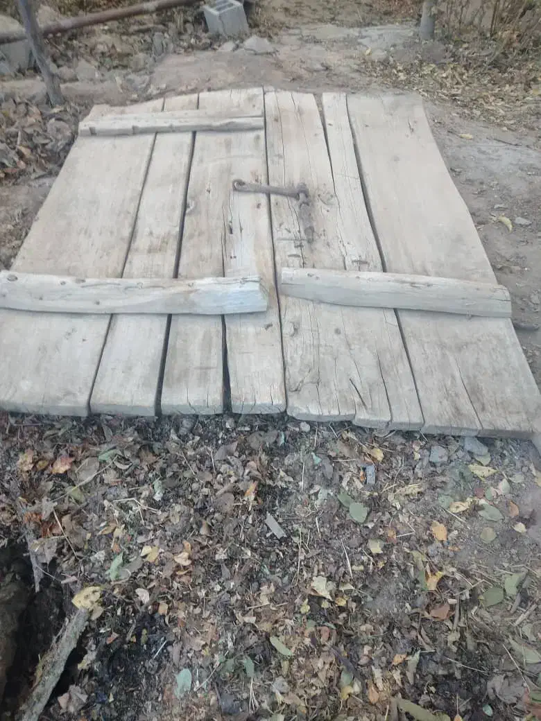 درب قدیمی ۱۲۰ ساله مناسب بوم گردی|مصالح و تجهیزات ساختمان|تهران, دهقان|دیوار