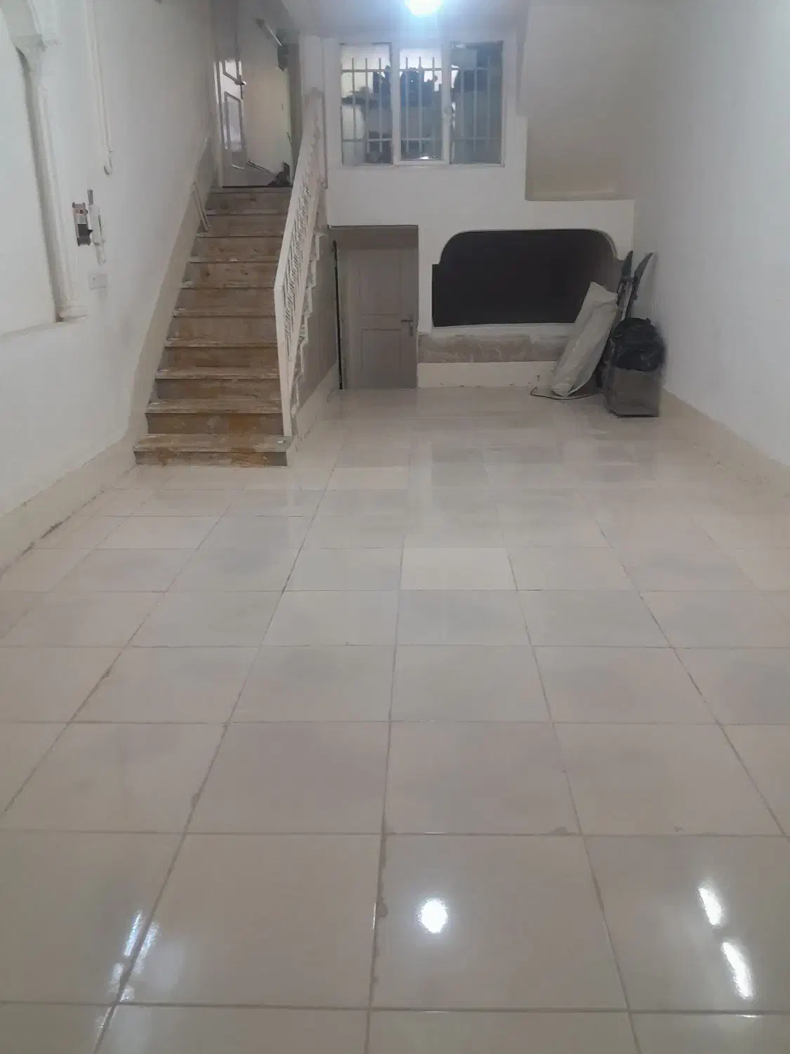 زیر زمین گلخانه نزدیک خیابان اصلی|اجارهٔ خانه و ویلا|قم, زنبیل آباد|دیوار