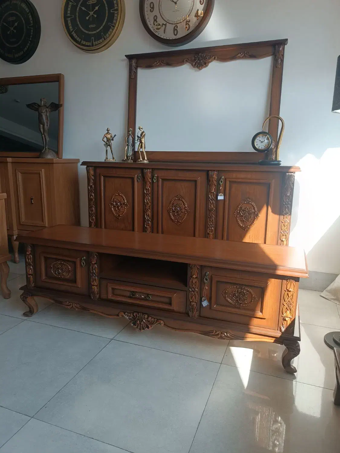 کنسول کلاسیک منبت کاری مدل ژینا|بوفه، ویترین، کنسول|رشت, استقامت ۱|دیوار