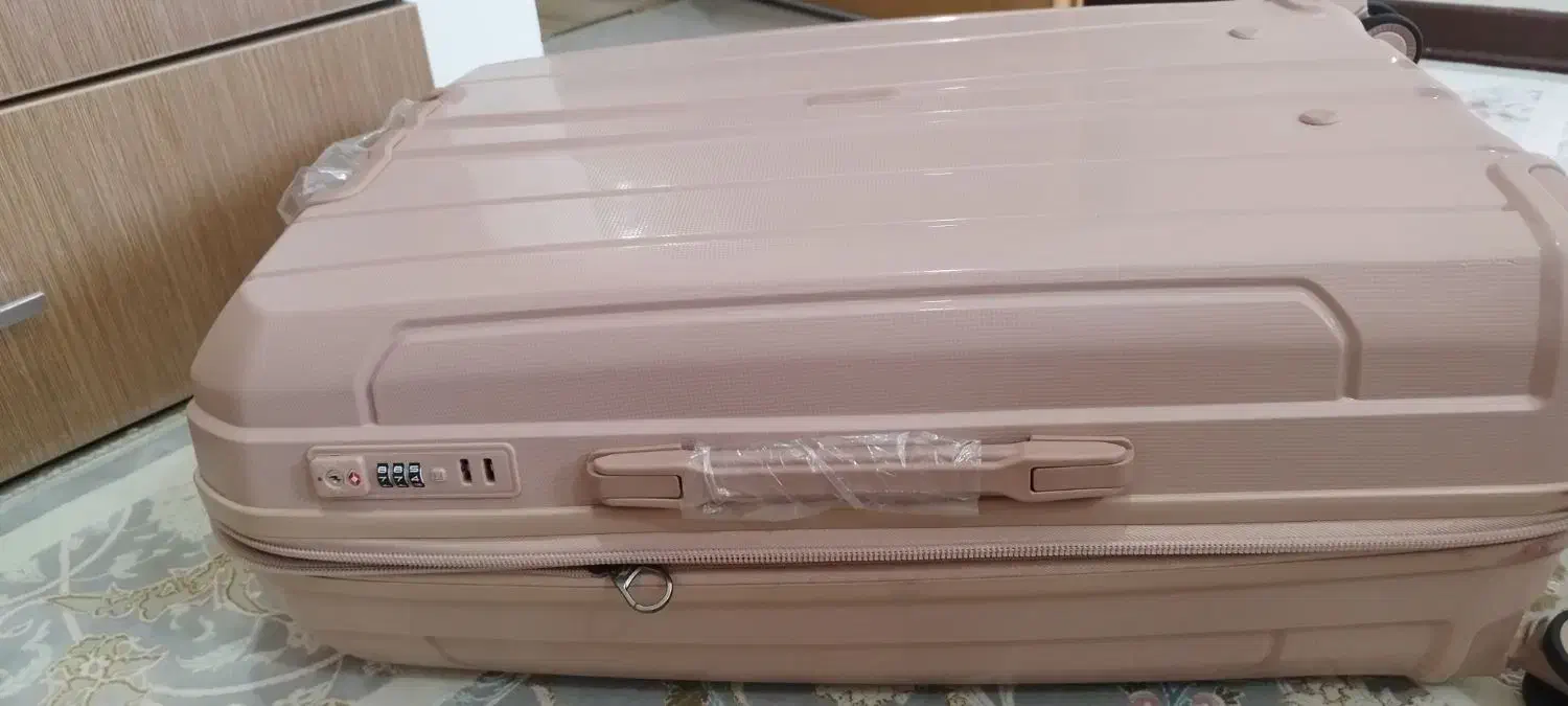 چمدان شیک و بدون استفاده مارک سونادا|کیف، کفش، کمربند|شوشتر, |دیوار