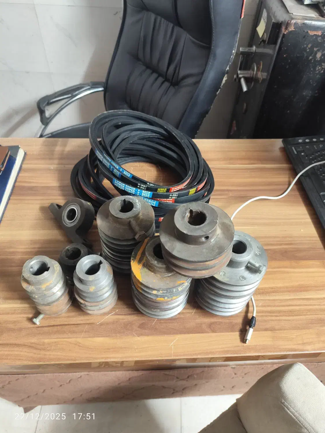 فروش فولی تسمه یاتاقان بالابر ساختمانی|ماشین‌آلات صنعتی|کرج, کیانمهر|دیوار