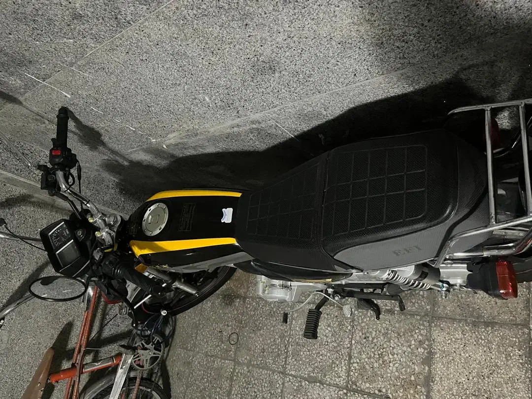 موتور هندا ۲۰۰|موتورسیکلت|تهران, باغ فیض|دیوار