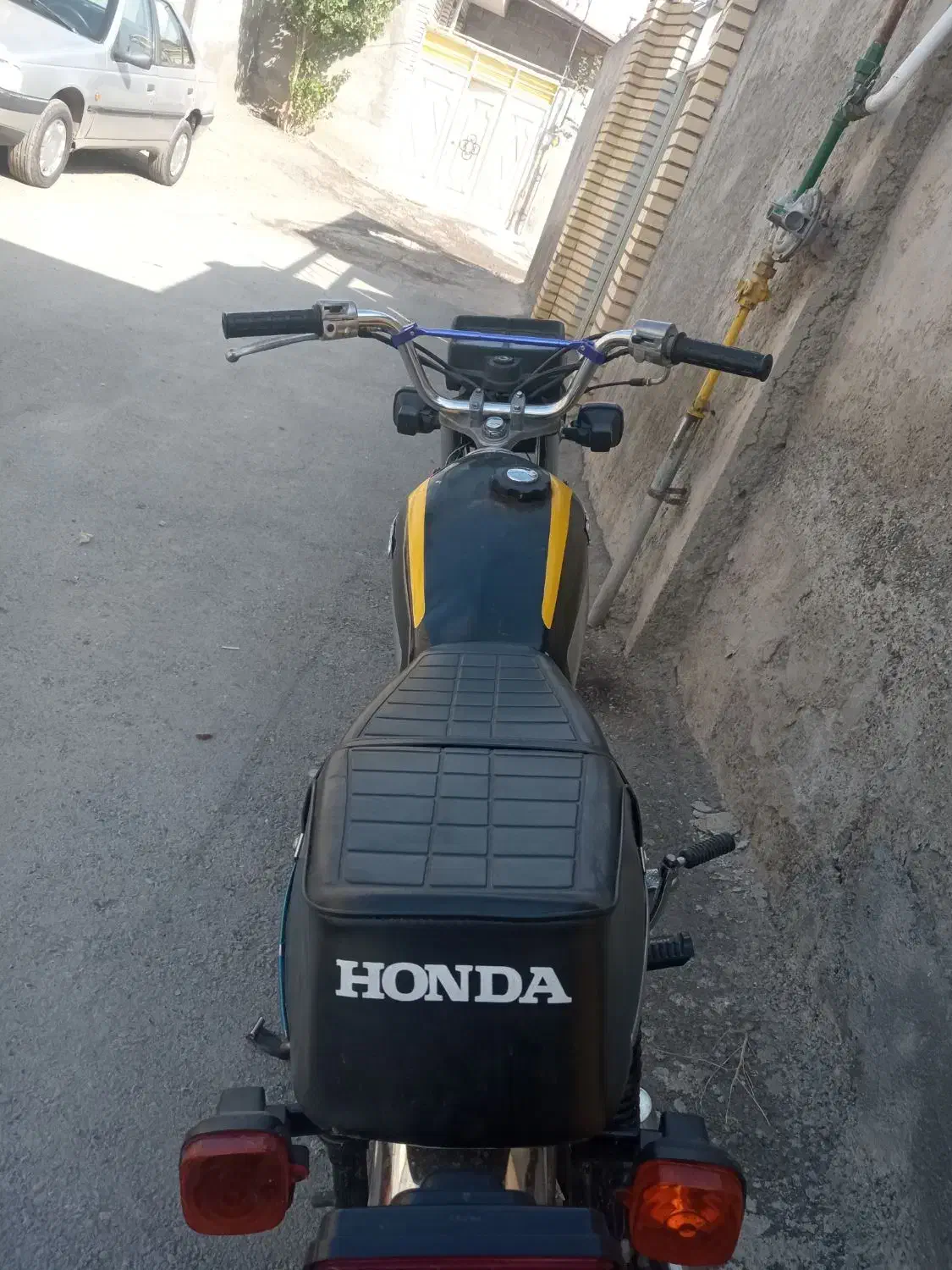 لاستیک هاش نو اگزوزش تو صندلی اش نو|موتورسیکلت|پارس‌آباد, |دیوار