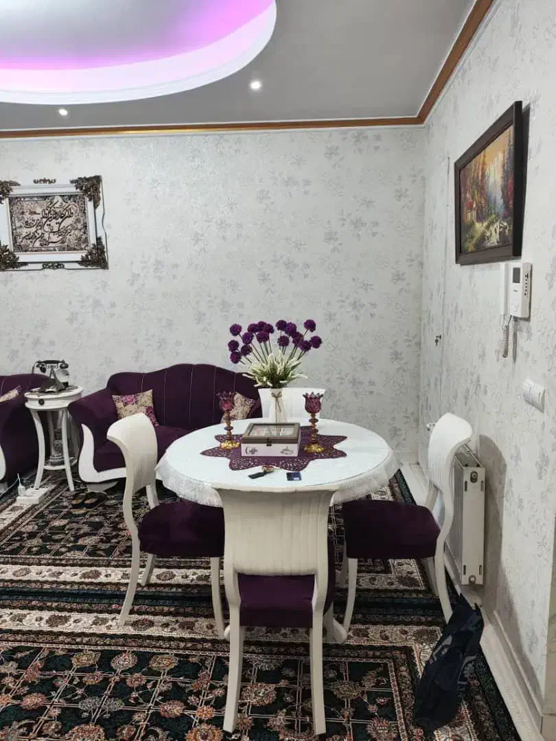 روبروی مترو کوچه مشکی کوچه لشگری