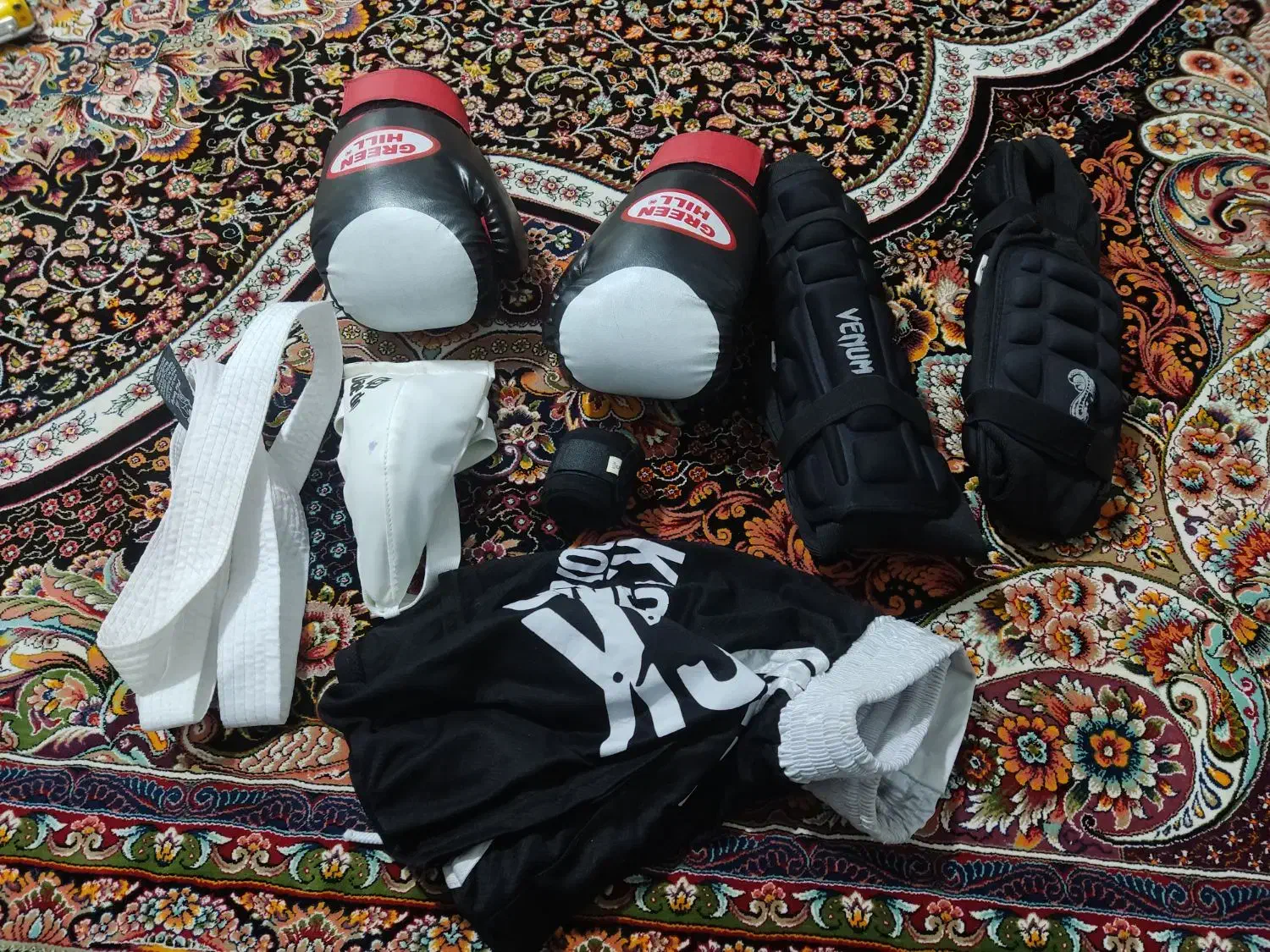 وسایلای بوکس بفروش میرسد|تجهیزات ورزشی|شیراز, منطقه هوایی شهید دوران|دیوار