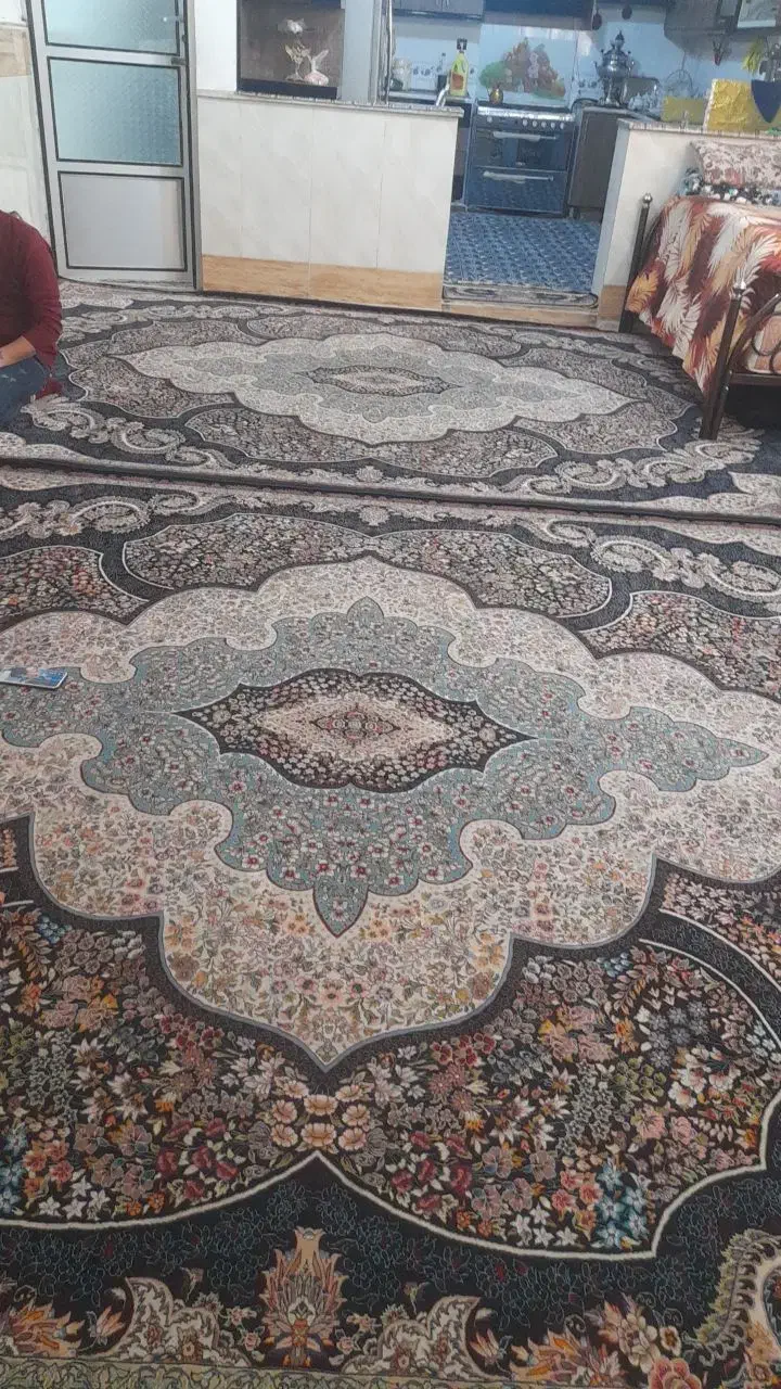 ۱۲ متری|فرش|قم, وادی السلام|دیوار