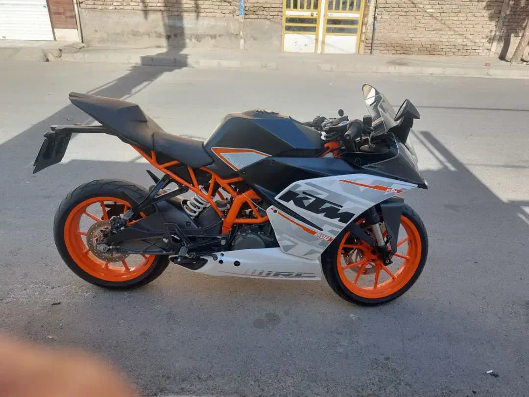 موتور ktm rc 250|موتورسیکلت|قم, شهرک فاطمیه|دیوار
