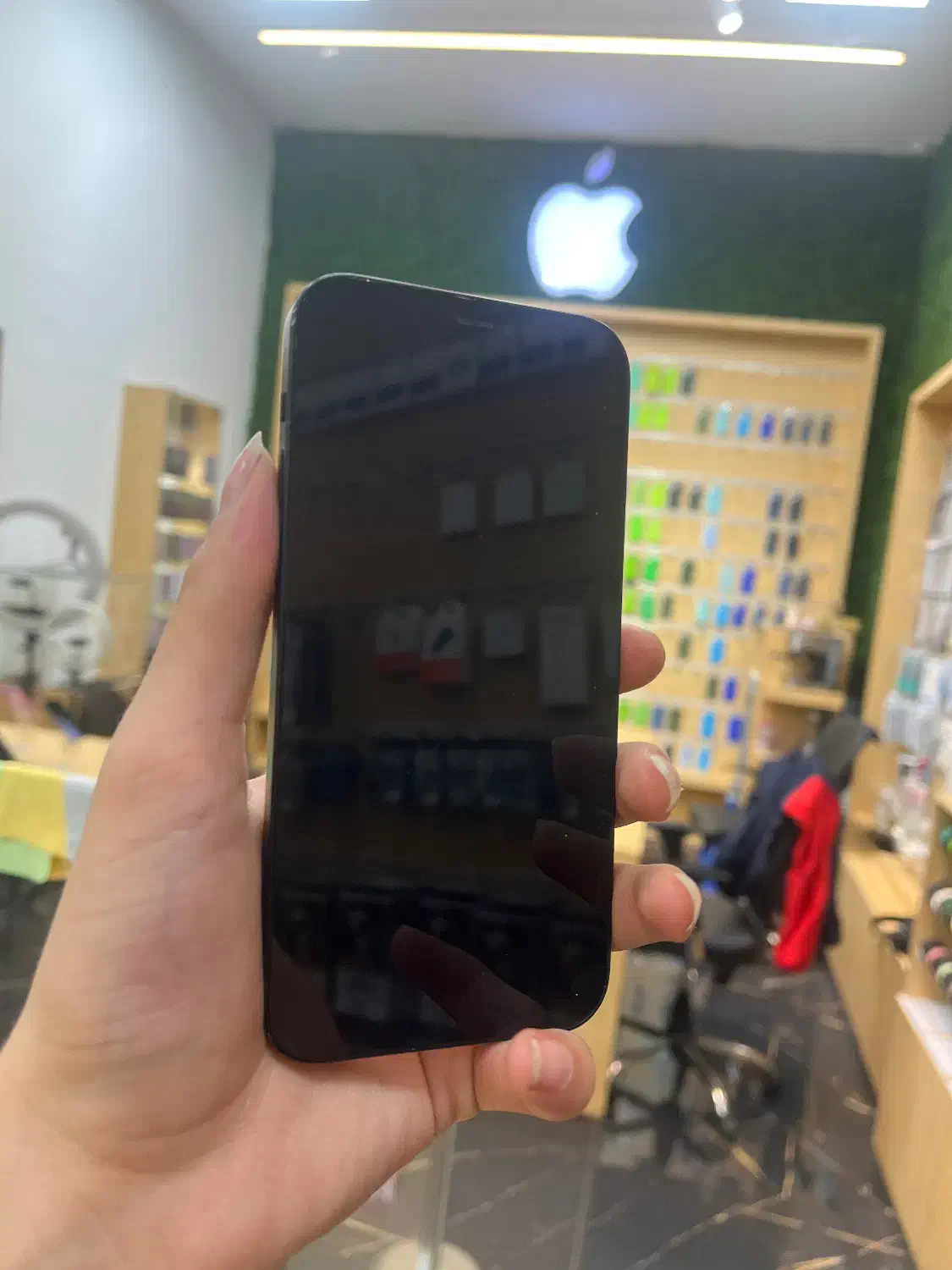 ۱۲نورمال|موبایل|تهران, صادقیه|دیوار