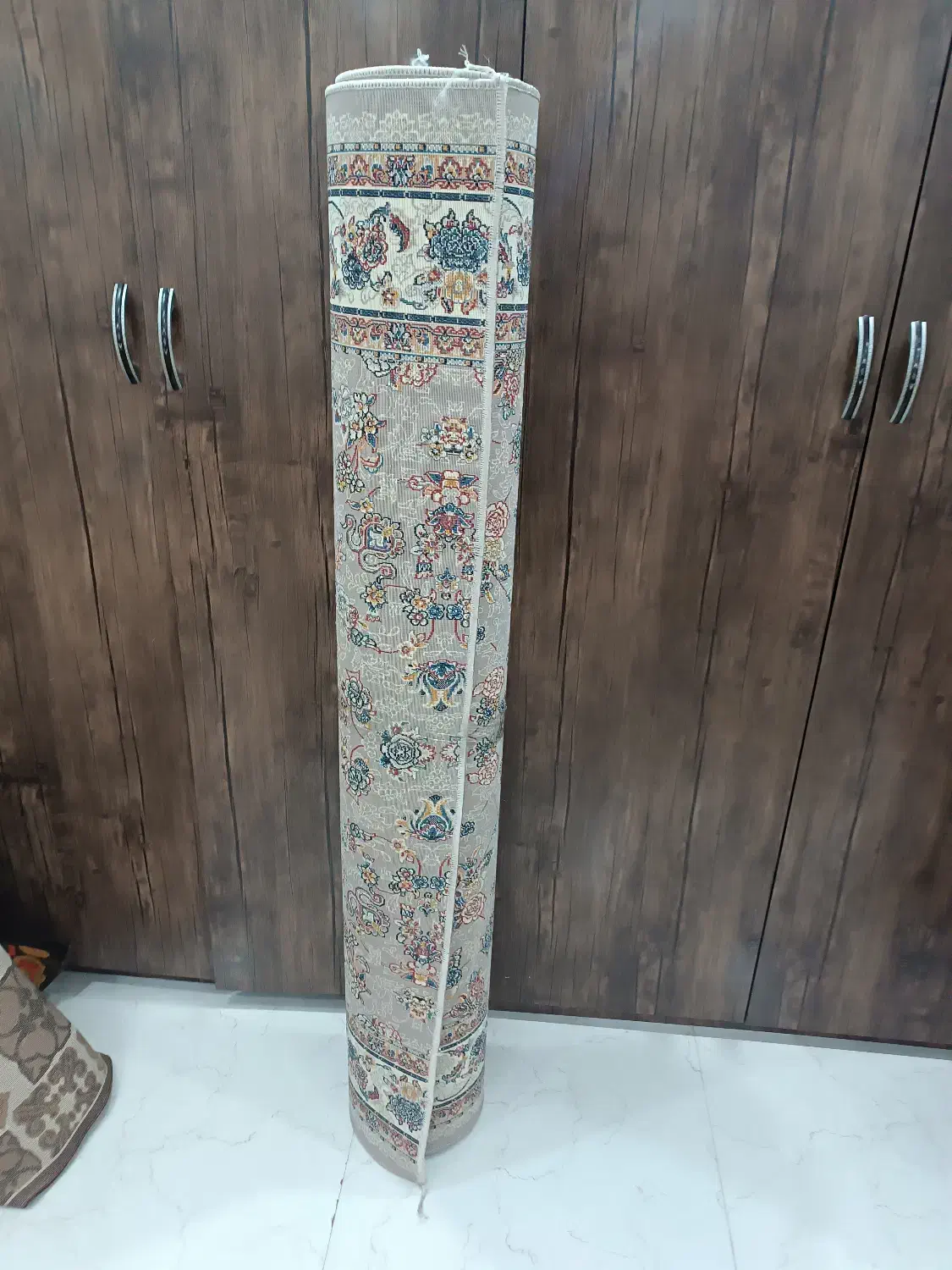 فرش نقلی (کناره) ۴ متری|فرش|ورامین, ورامین|دیوار