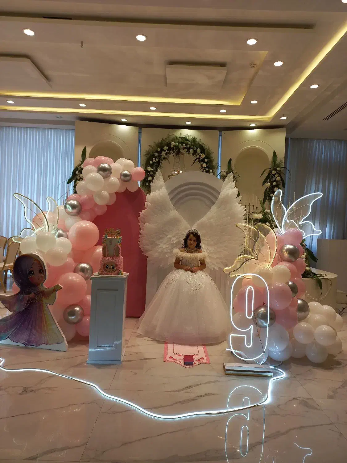 دیزاین گل و بادکنک ماهلین|خدمات پذیرایی، مراسم|مشهد, الهیه|دیوار