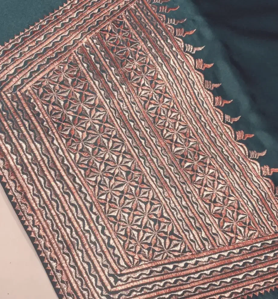 شلوارخوص لنگه ای|لباس|تخت, |دیوار