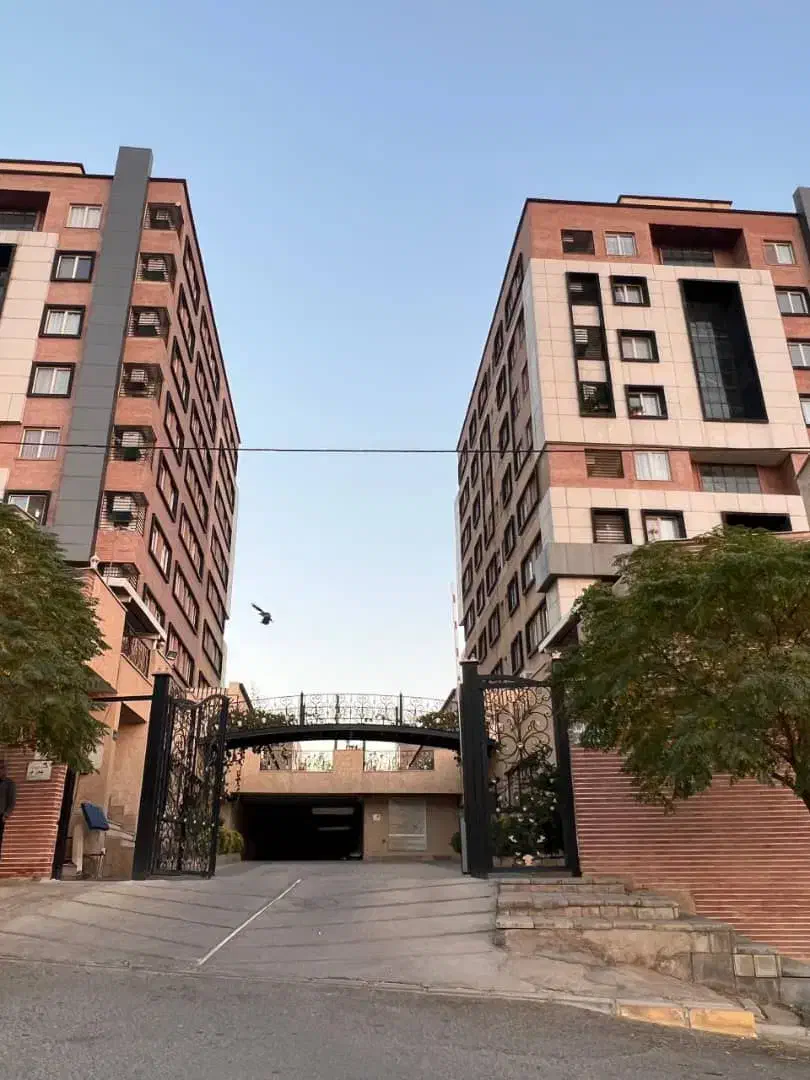 معماری مدرن/مناسب برای سخت پسندان|فروش آپارتمان|هشتگرد, فاز ۳ مهستان|دیوار