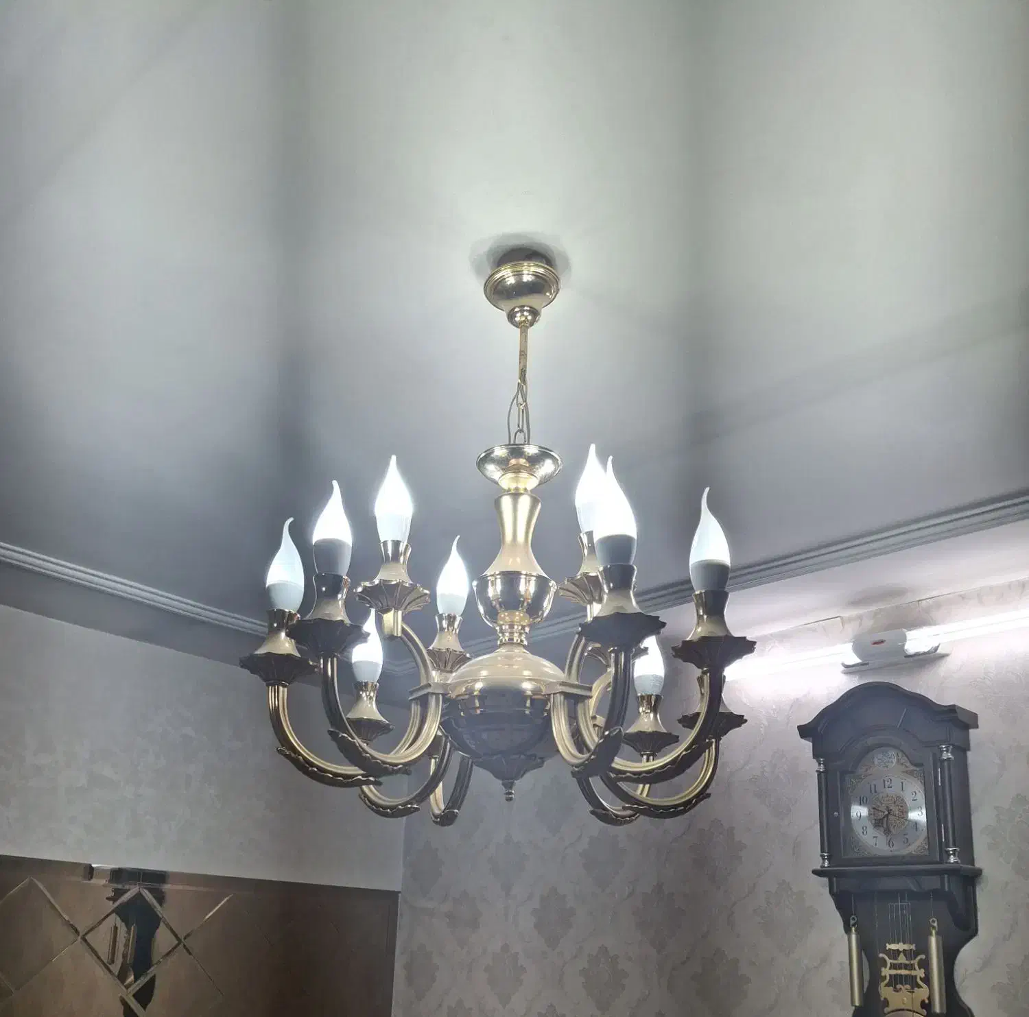 لوستر ۱۲ شاخه|لوستر و چراغ آویز|ری, شهادت|دیوار