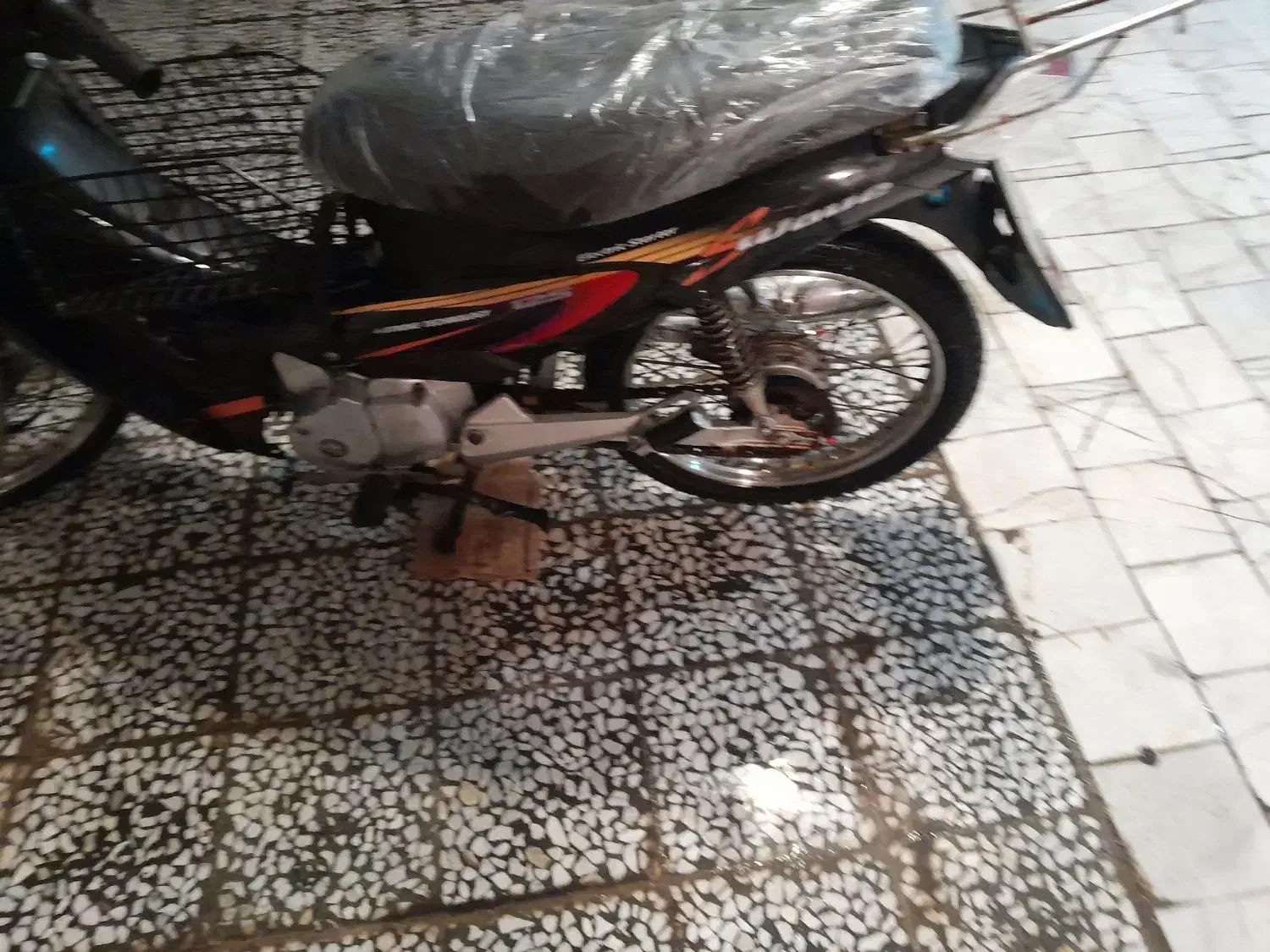 ویو ۱۲۵بی کلاچ مزایده مخصوص بانوان استارتی|موتورسیکلت|بوئین زهرا, |دیوار