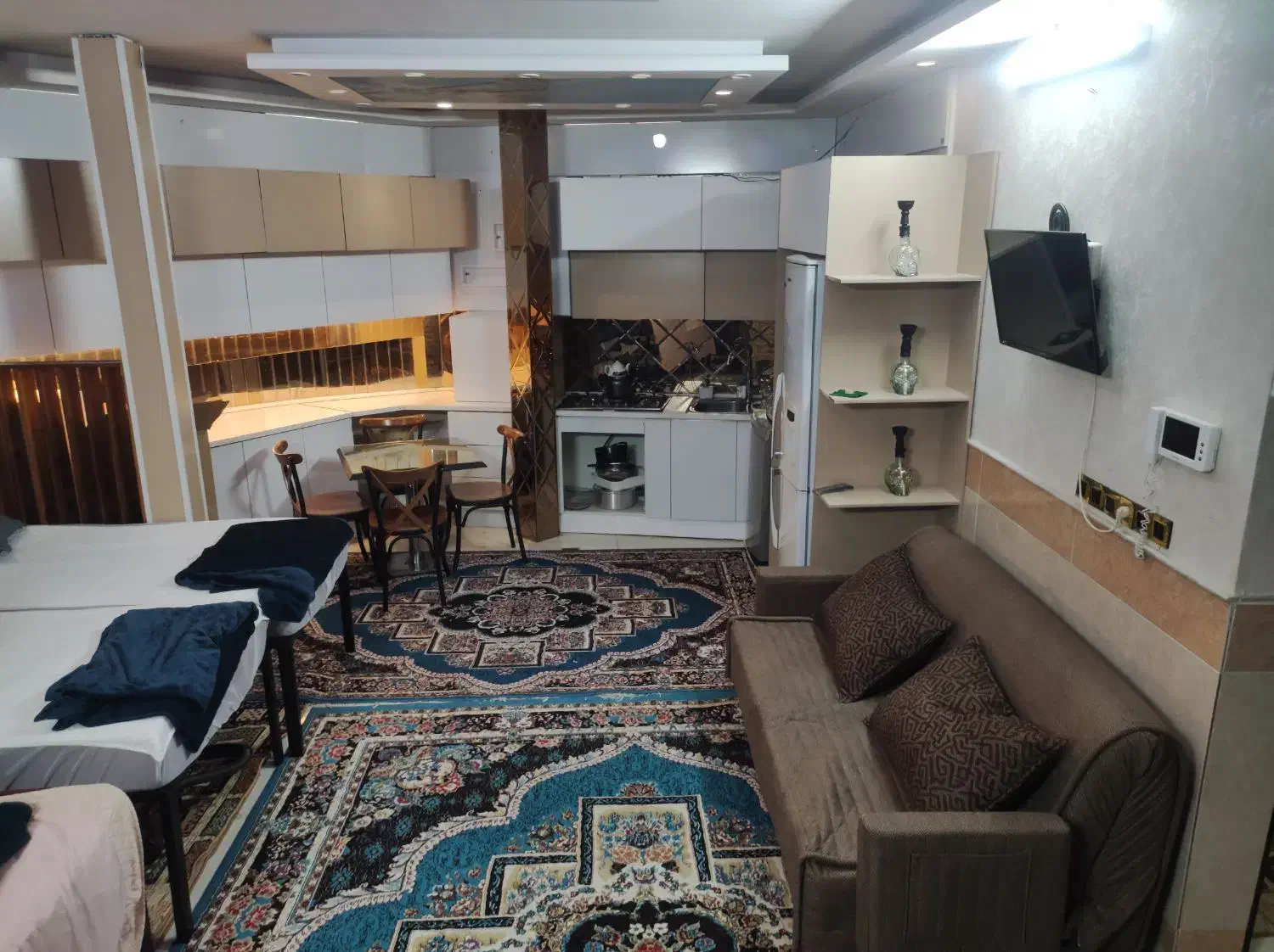 سوییت /مسافر خانه/هتل/آپارتمان/مهمانپذیراجاره روزی|اجارهٔ کوتاهمدت آپارتمان و سوئیت|قم, عمار یاسر|دیوار