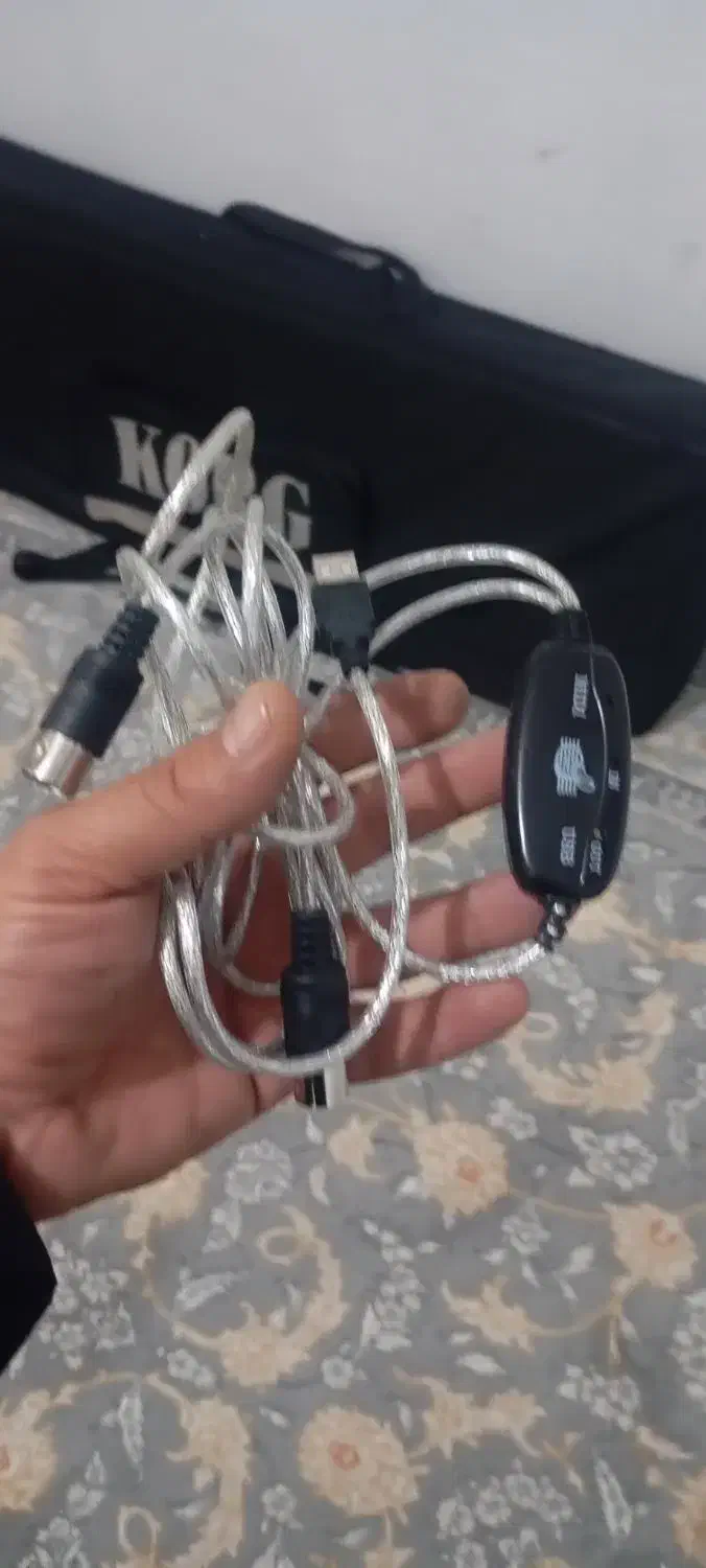 کیبرد. ای تری|پیانو، کیبورد، آکاردئون|سقز, |دیوار