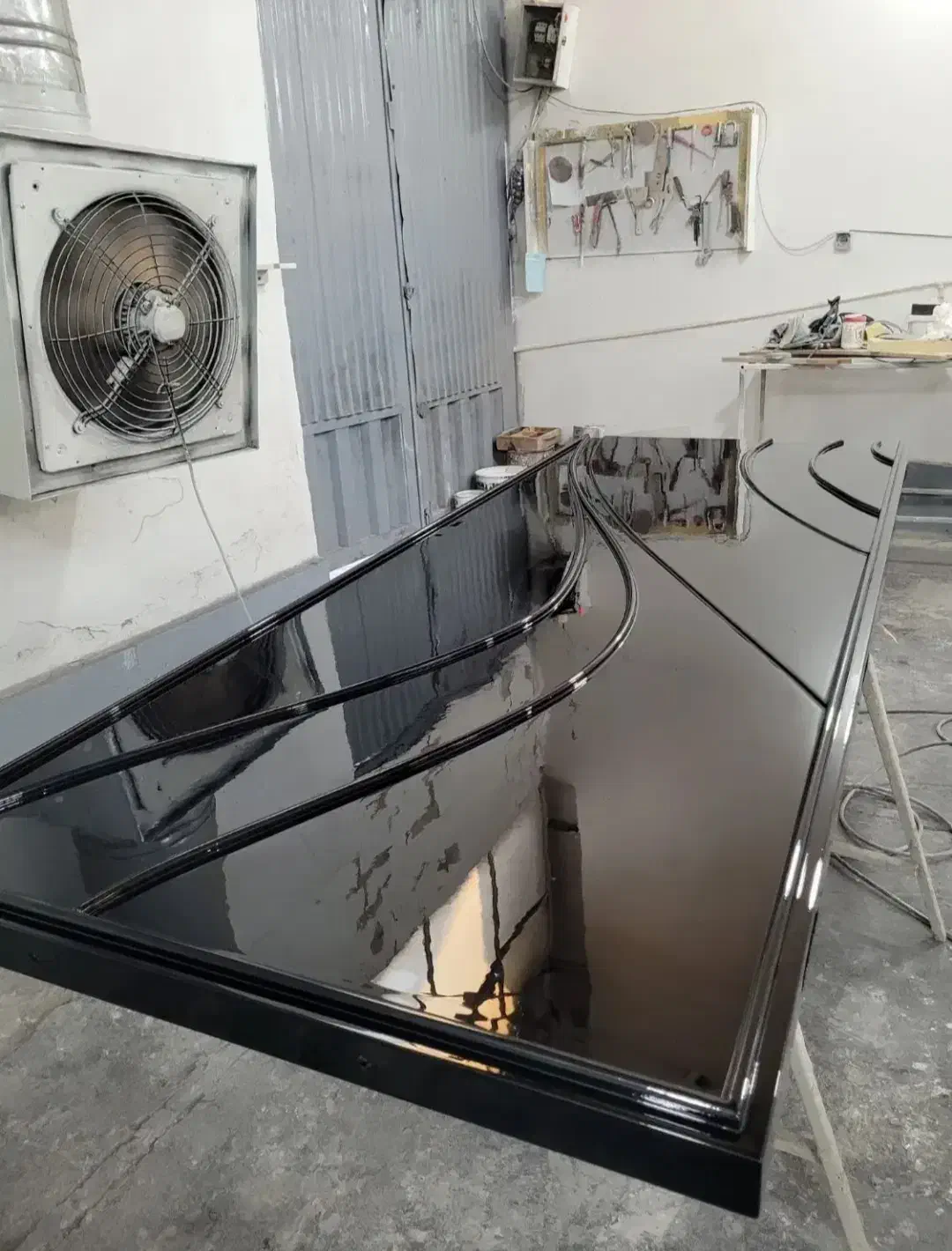 رنگکاری چوب،پلی اورتان،پلی استر،نیم پلی استر و.|خدمات پیشه و مهارت|آباده, |دیوار