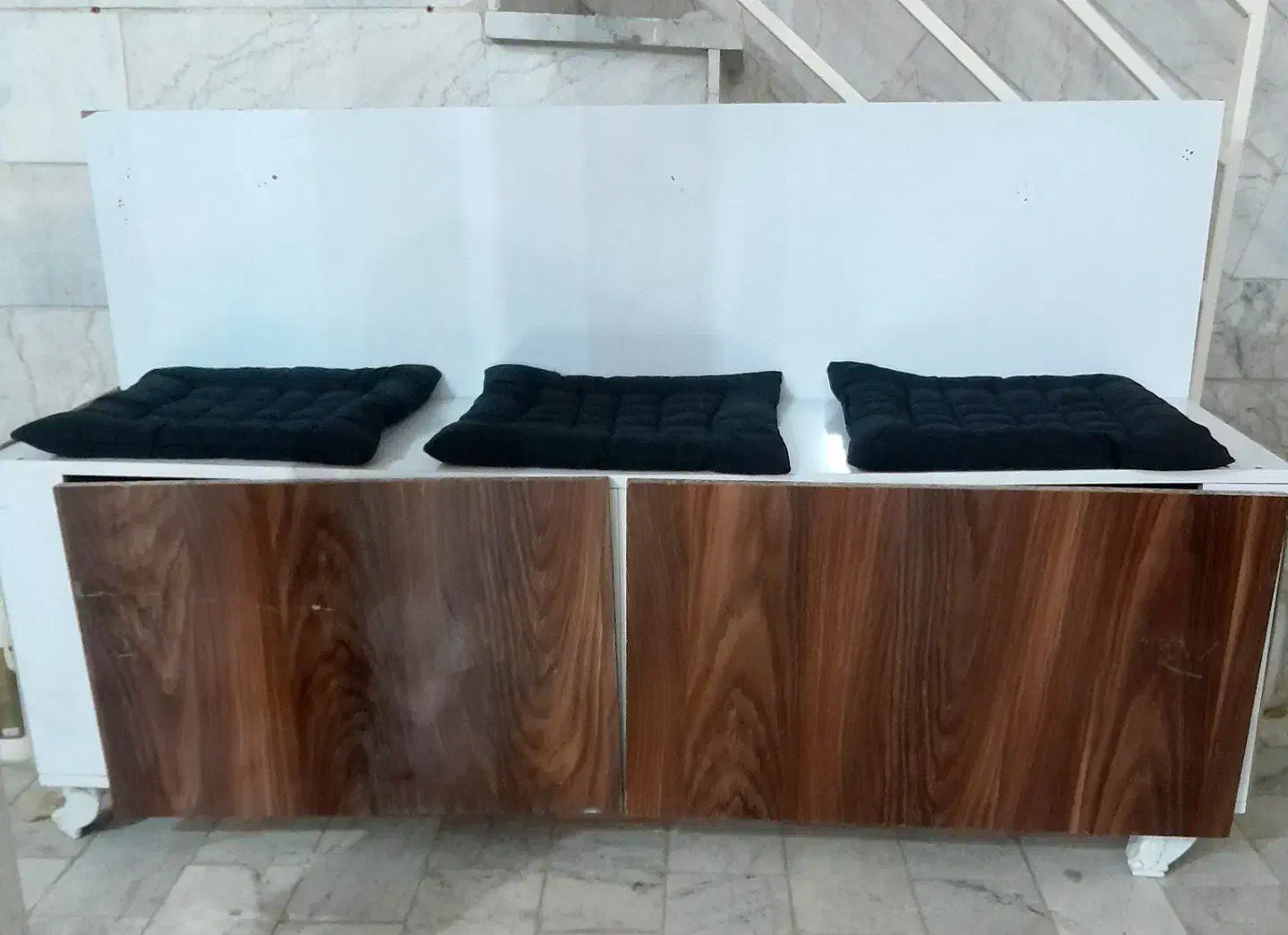 لوازم ارایشگاه|آرایشگاه و سالن‌های زیبایی|قیدار, |دیوار