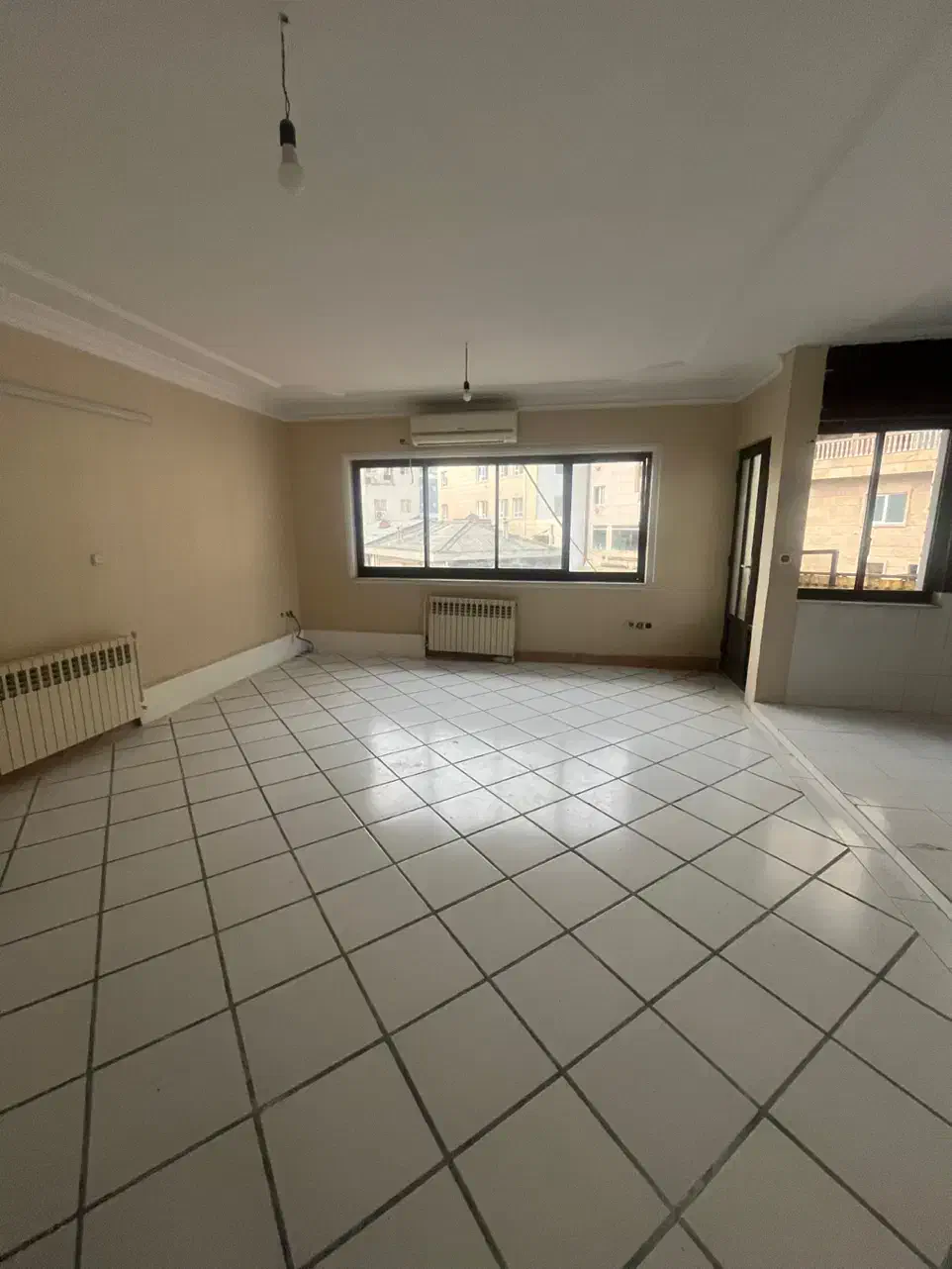 واحد ۸۰ متری خوش نقشه/ دو خواب /خیابان حزین|فروش آپارتمان|لاهیجان, حزین|دیوار