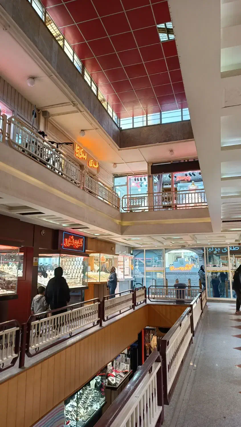 فروش مغازه ۱۴ متری پاساژ تهران|فروش مغازه و غرفه|زنجان, |دیوار