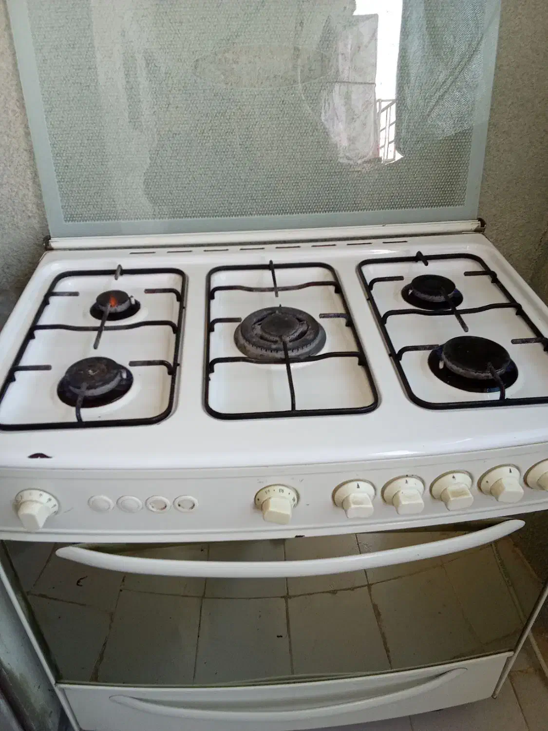 فر گاز 5/000000پنکه ها دوتا 1/500000|اجاق گاز و لوازم برقی پختوپز|شوشتر, |دیوار