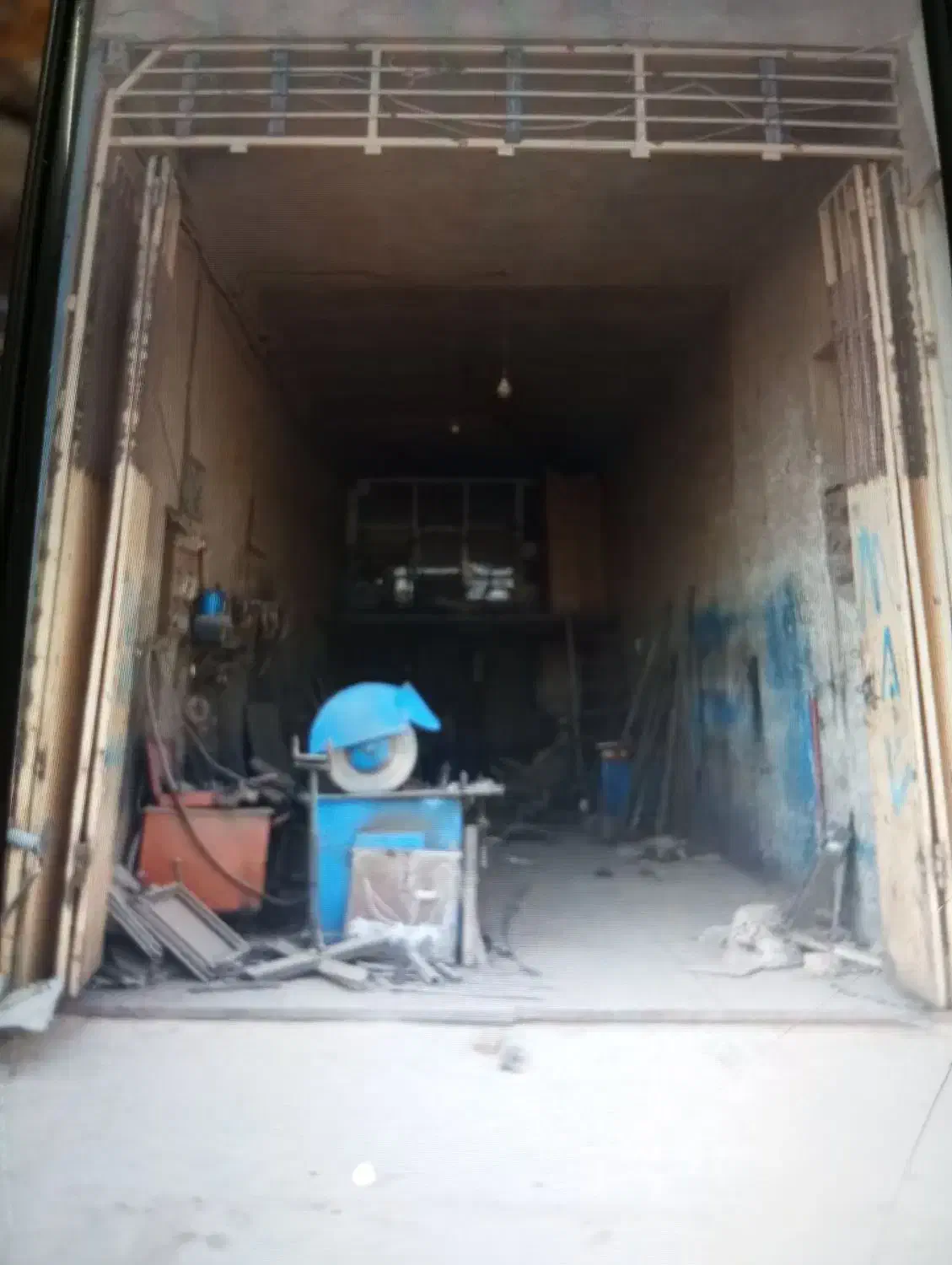 کارگاه یا مغازه فروشی میلان 7 شهیدفاضلی 14|فروش مغازه و غرفه|زاهدان, |دیوار