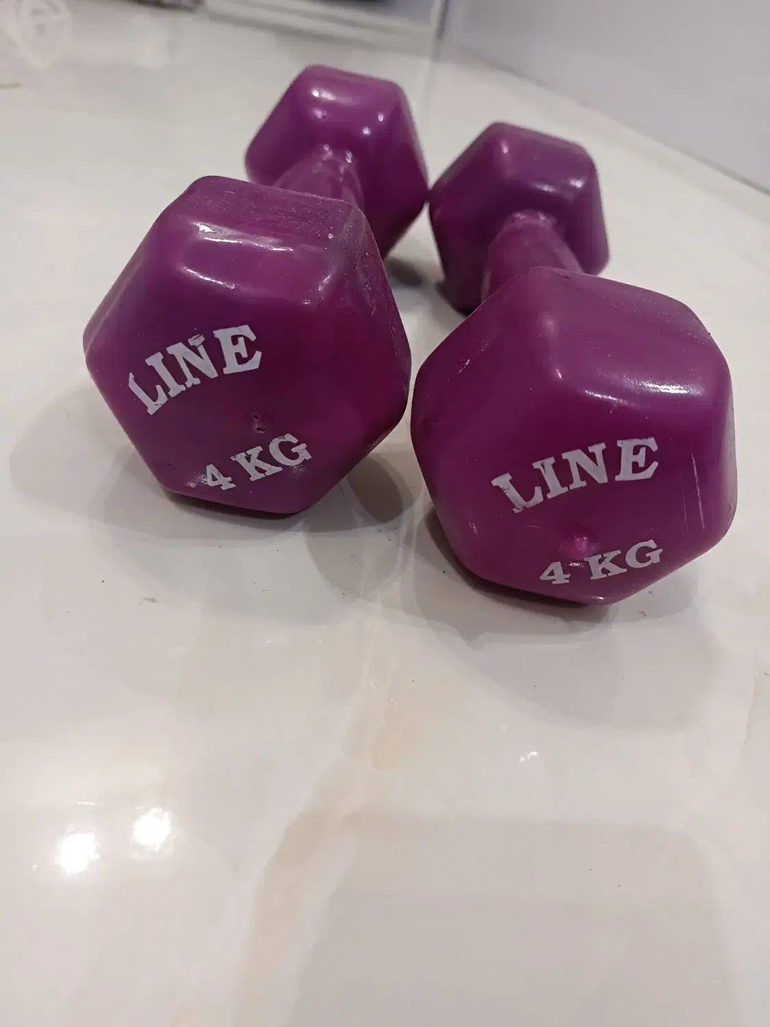 یک جفت دمبل ۴ کیلویی|تجهیزات ورزشی|مشهد, ولیعصر (شهرک غرب)|دیوار