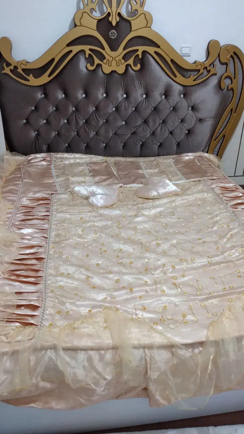 رو تختی دو نفره نو|سرویس روتختی|لنجان, |دیوار