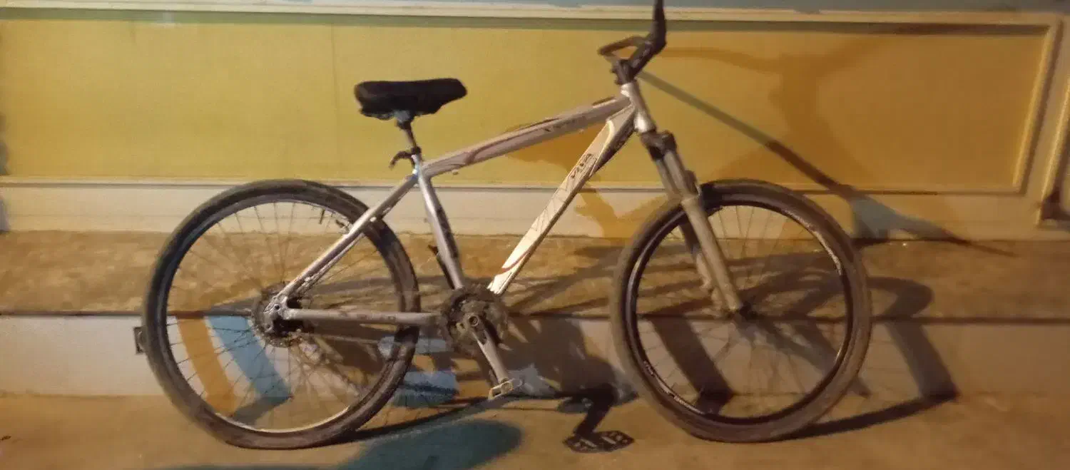 دوچرخه ۲۶|دوچرخه، اسکیت، اسکوتر|گنبد کاووس, |دیوار