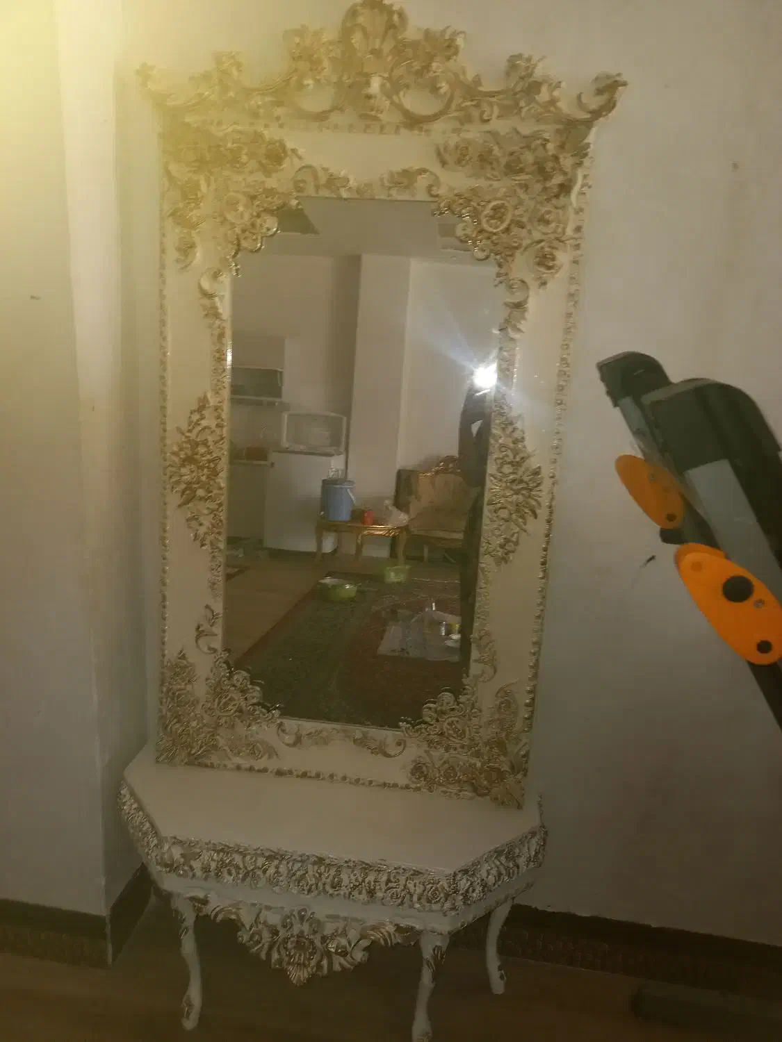 آینه و کنسول نو|بوفه، ویترین، کنسول|برازجان, |دیوار