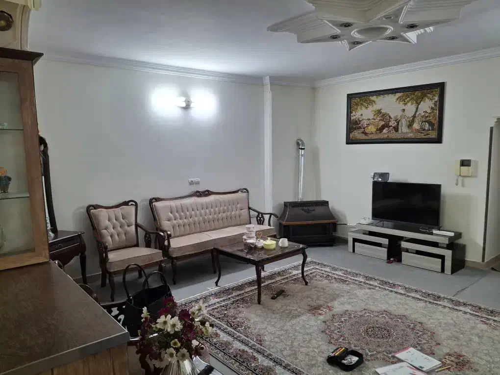 آپارتمان پیروزی نبرد شمالی طبقه چهارم