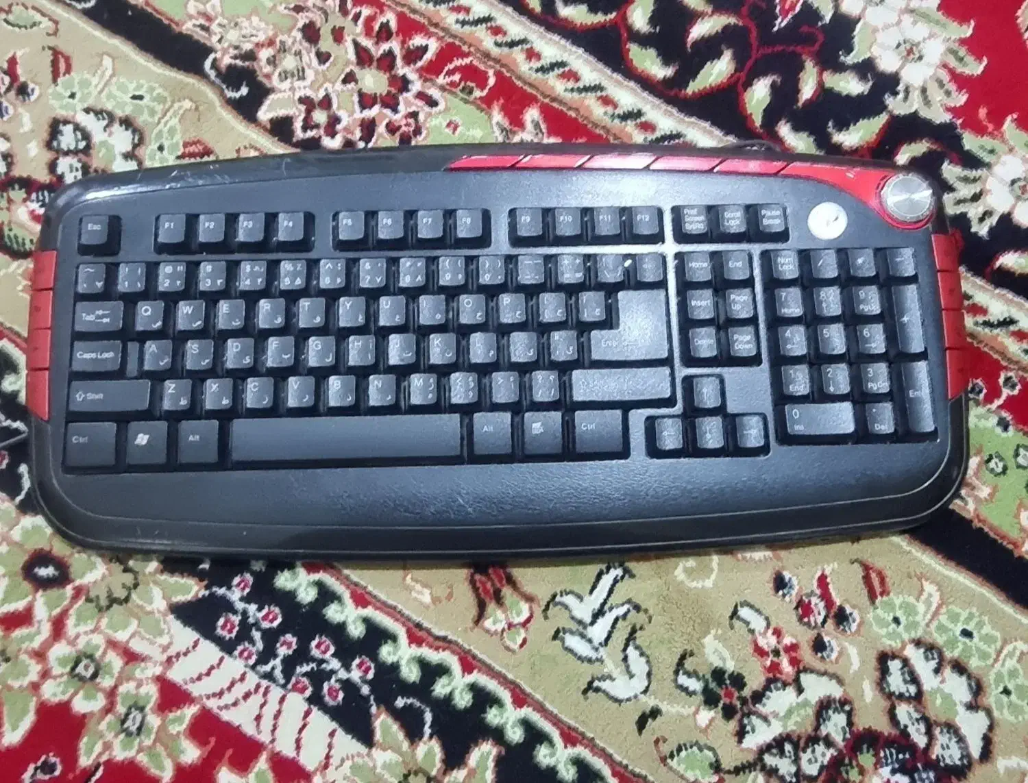 کامپیوتر و مانیتور سایز۲۴ال جی|رایانه رومیزی|آبسرد, |دیوار