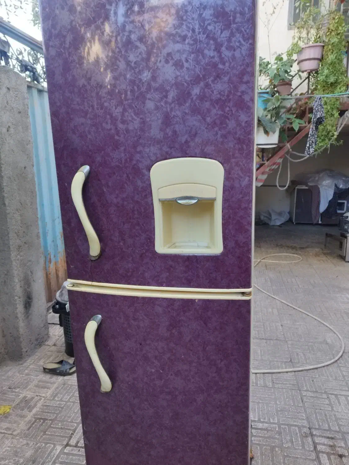 یخچال|یخچال و فریزر|گالیکش, |دیوار