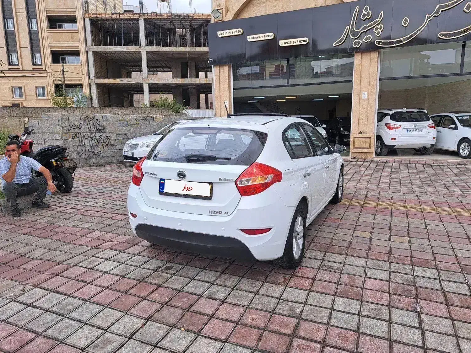 برلیانس 320اتومات 94بدون رنگ|خودرو سواری و وانت|رشت, شهرک شهید مفتح|دیوار