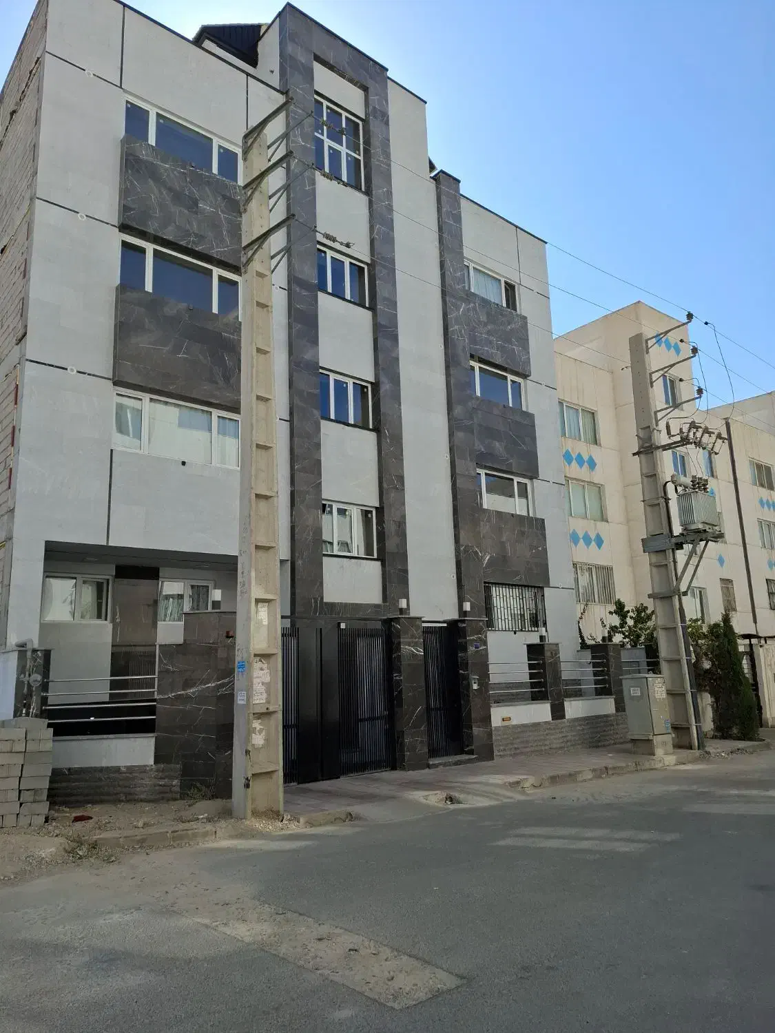 آپارتمان شخصی ساز ۱۰۳ متری طبقه اول فاز ۸ پردیس|فروش آپارتمان|پردیس, فاز ۸|دیوار