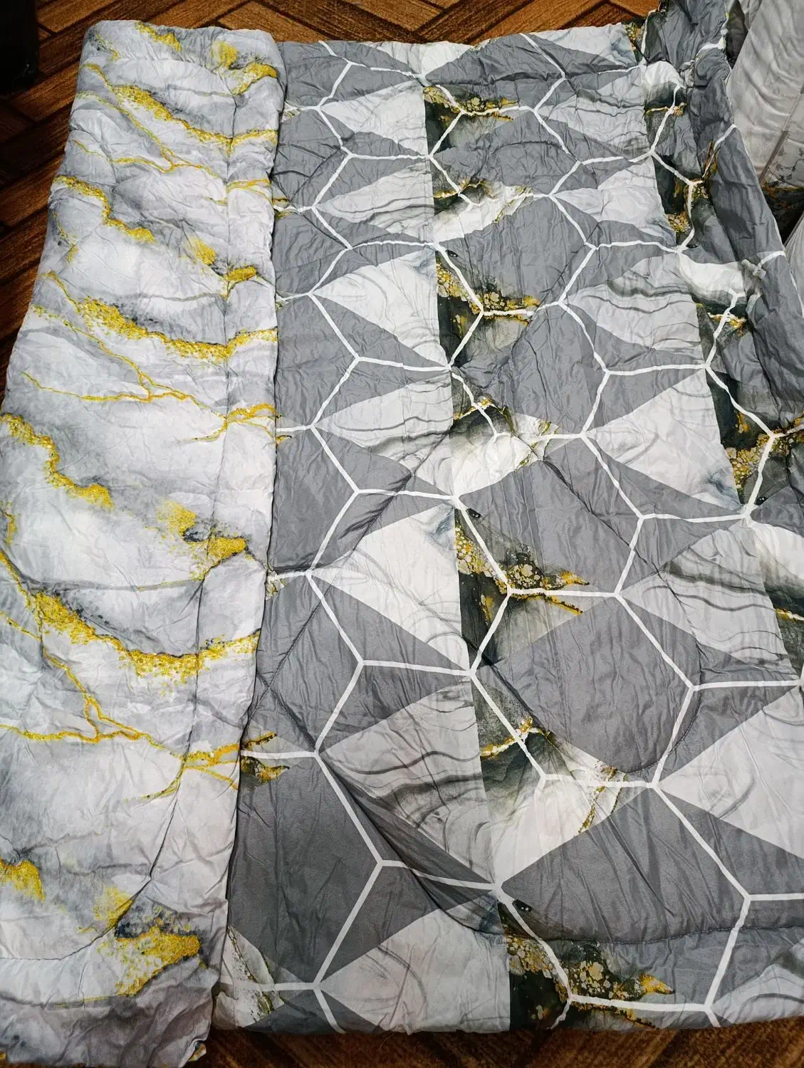 روتختی 2 نفره|رختخواب، بالش، پتو|شیراز, کوشک میدان|دیوار