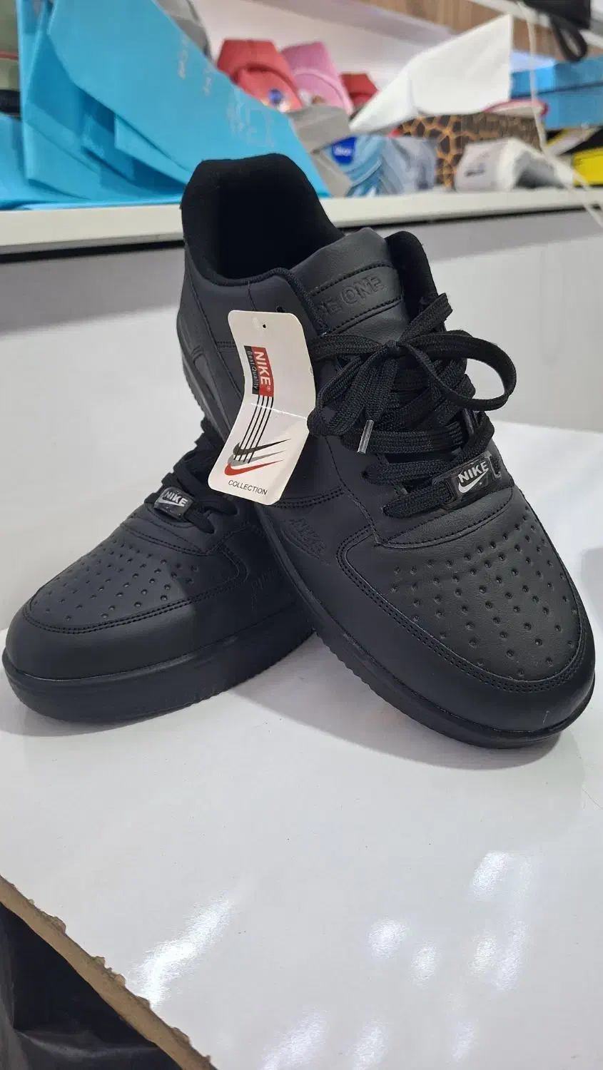 کفش کتونی نو و تمیز|کیف، کفش، کمربند|آبدانان, |دیوار