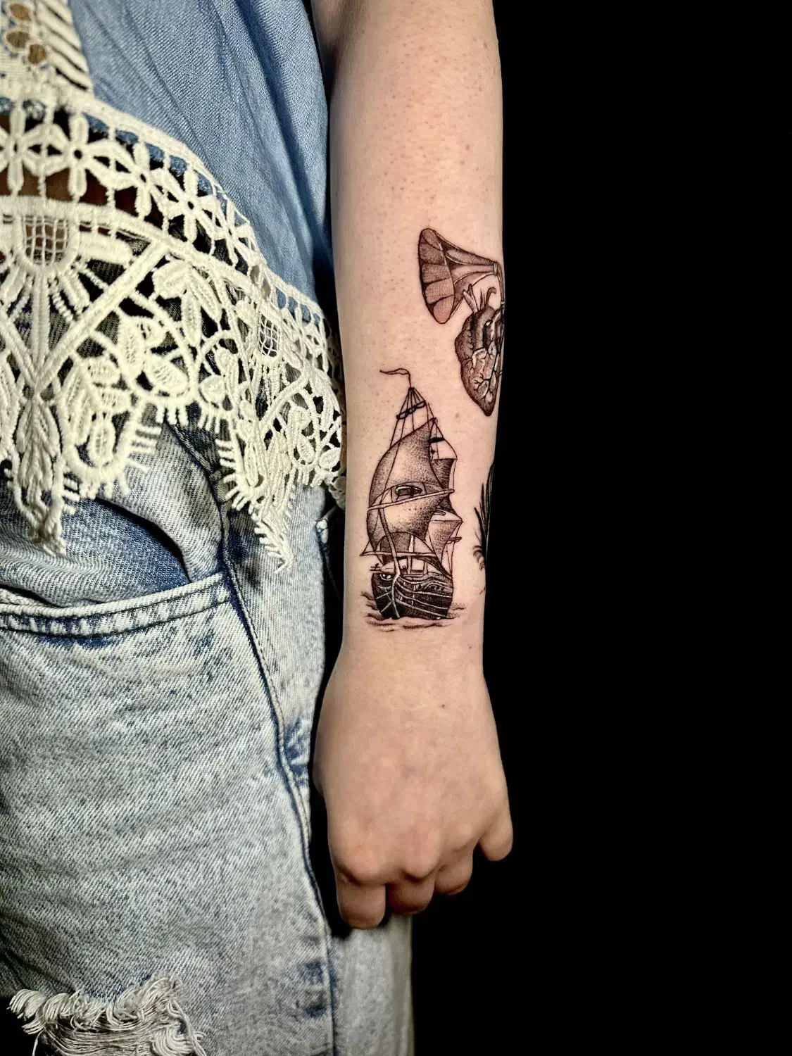 مدل تتو بدن|خدمات آرایشگری و زیبایی|رشت, یخسازی|دیوار