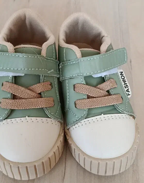 کفش بچگانه|کفش و لباس بچه|صوفیان, |دیوار