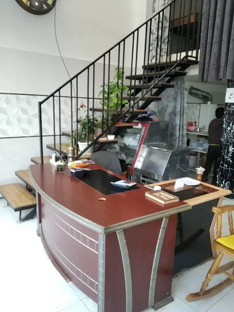 دونفر خانم جهت کار در رستوران|استخدام خدمات فروشگاه و رستوران|آشخانه, |دیوار