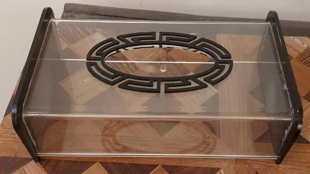 جای دستمال کاغذی و سطل آشغال کاملا نو|صنایع دستی و سایر لوازم تزئینی|رشت, کوی جام جم|دیوار