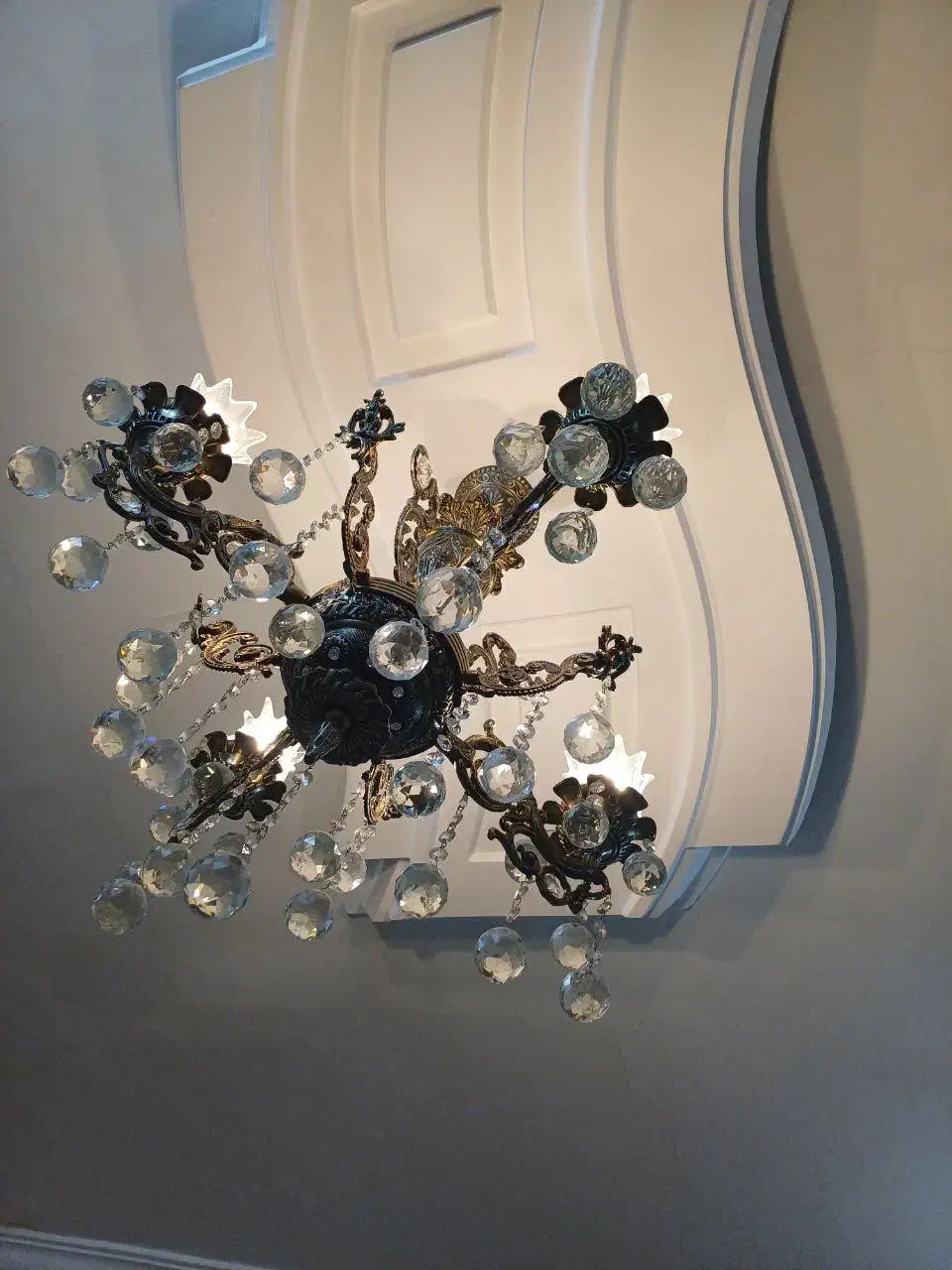 لوستر کاملا نو و قلم کاری|لوستر و چراغ آویز|مشهد, یاس|دیوار