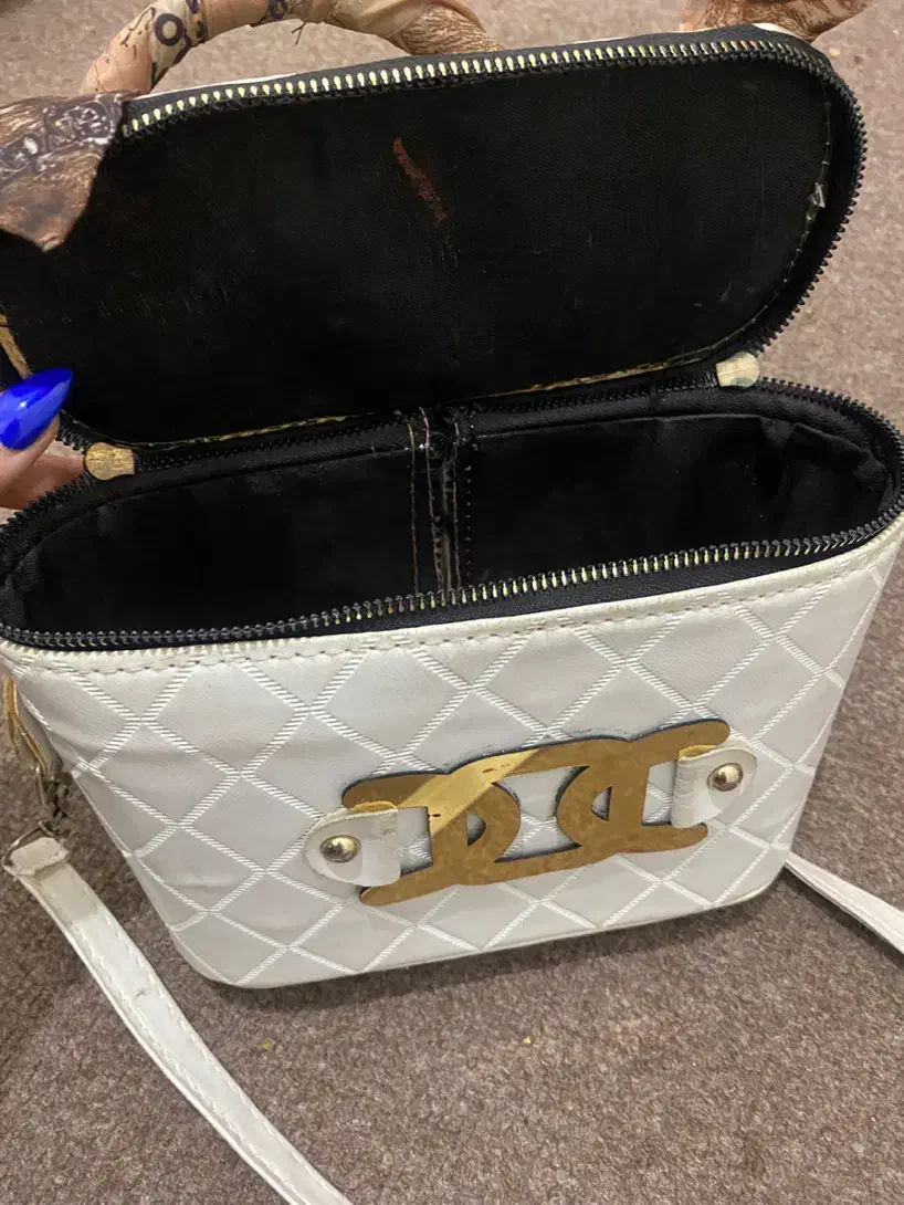 کیف مجلسی نو|کیف، کفش، کمربند|خوی, |دیوار