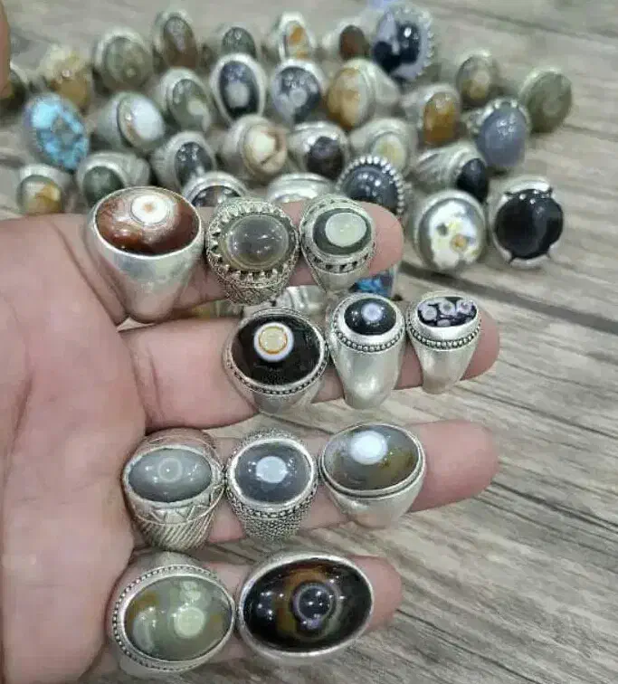 انگشتر های موکلدار و فعال شرط نتیجه|کلکسیون اشیاء عتیقه|تهران, دکتر هوشیار|دیوار